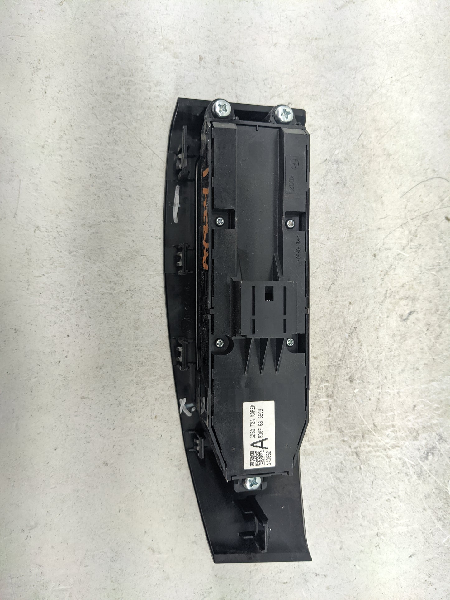 2020-2022 Mazda Cx-30 Master Power Window Switch Replacement Driver Side Left P/N:3250 T2A BDGF 66 350B Fits OEM Used Auto P