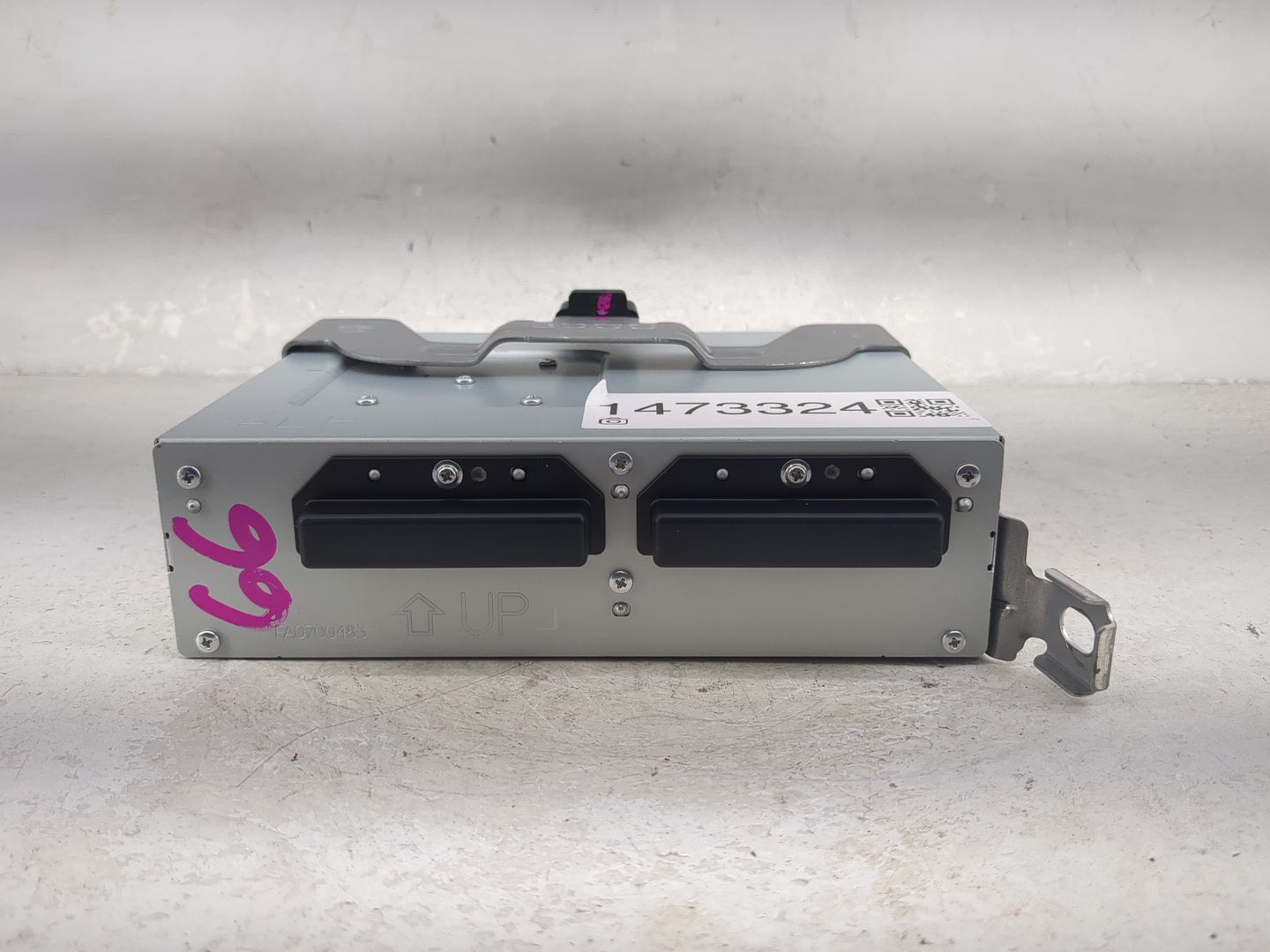 2024 Mazda Cx-30 Radio AM FM Cd Player Receiver Replacement P/N:DRVP669C0C CL-MM2DN0GQ, AM2201 Fits OEM Used Auto Parts - Oe