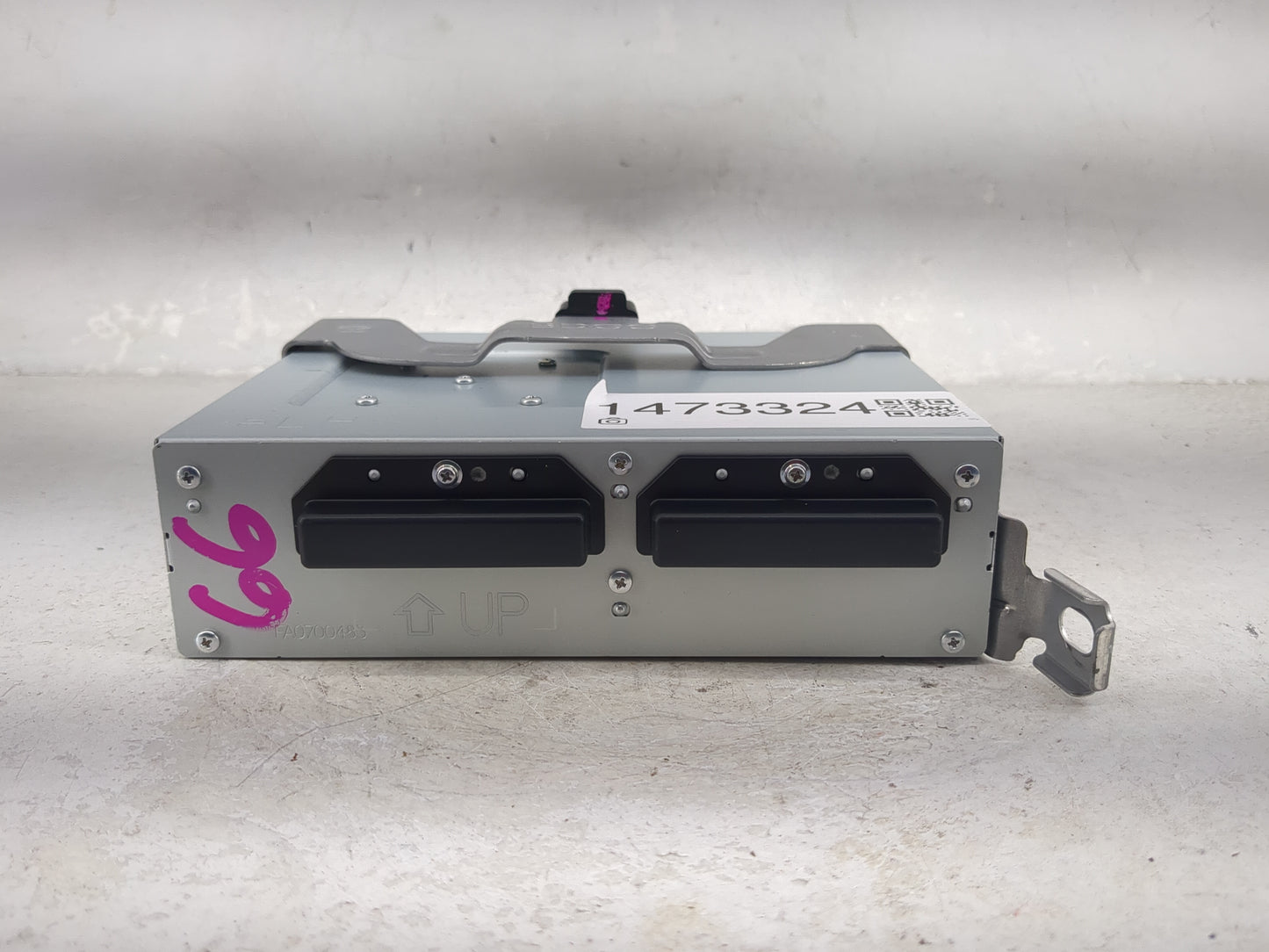2024 Mazda Cx-30 Radio AM FM Cd Player Receiver Replacement P/N:DRVP669C0C CL-MM2DN0GQ, AM2201 Fits OEM Used Auto Parts - Oe