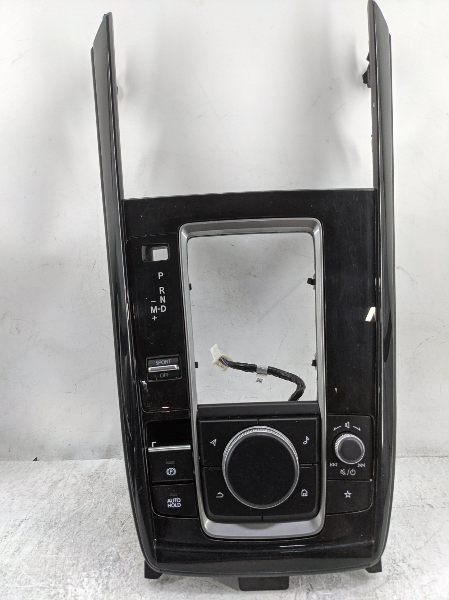 2024 Mazda Cx-30 Radio AM FM Cd Player Receiver Replacement P/N:BHSA66CM0A SAJMC2A059B, BHSA66V40 Fits OEM Used Auto Parts -