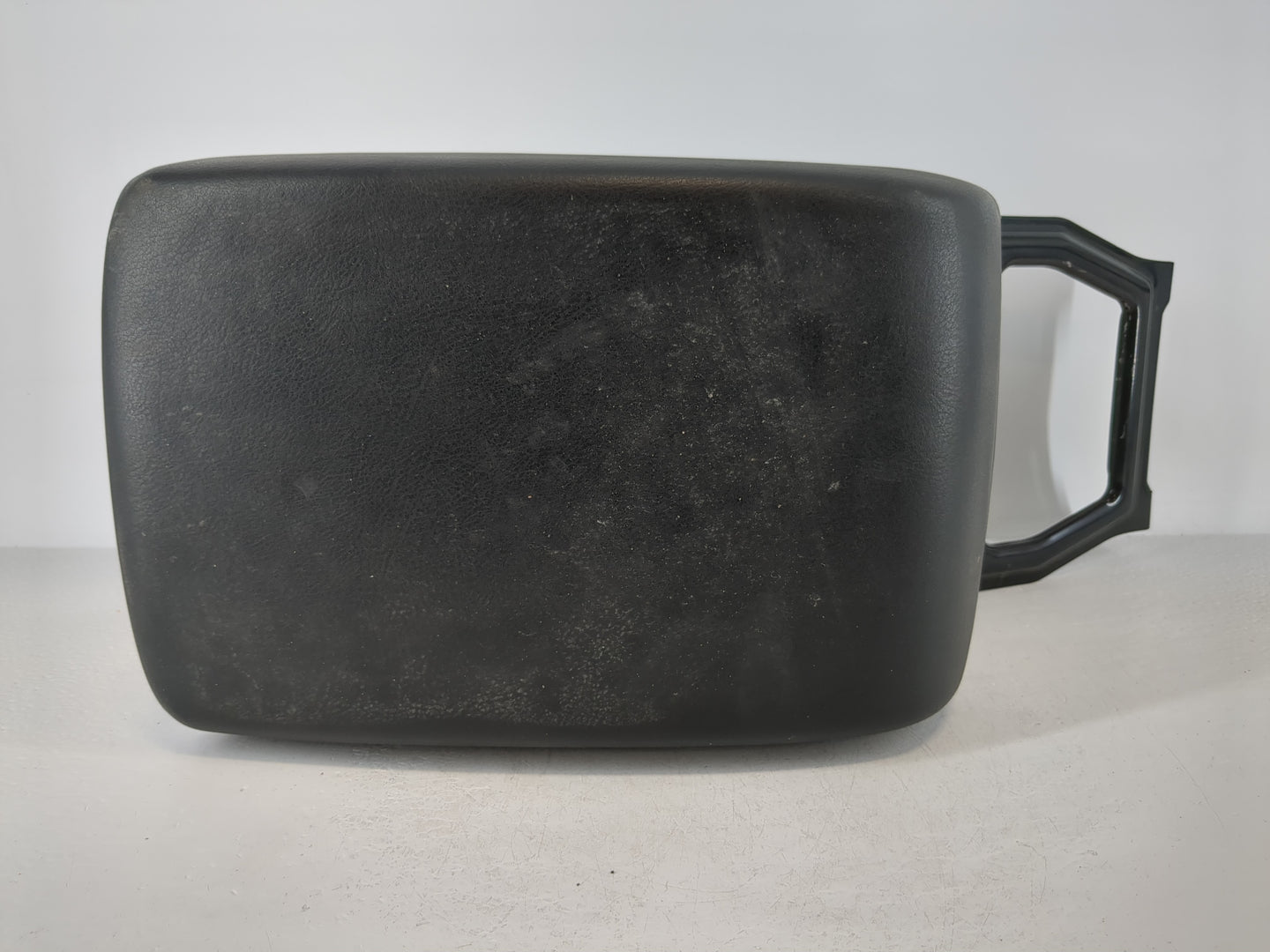 2024 Mazda Cx-5 Center Console Armrest Cover Lid Fits OEM Used Auto Parts - Oemusedautoparts1.com