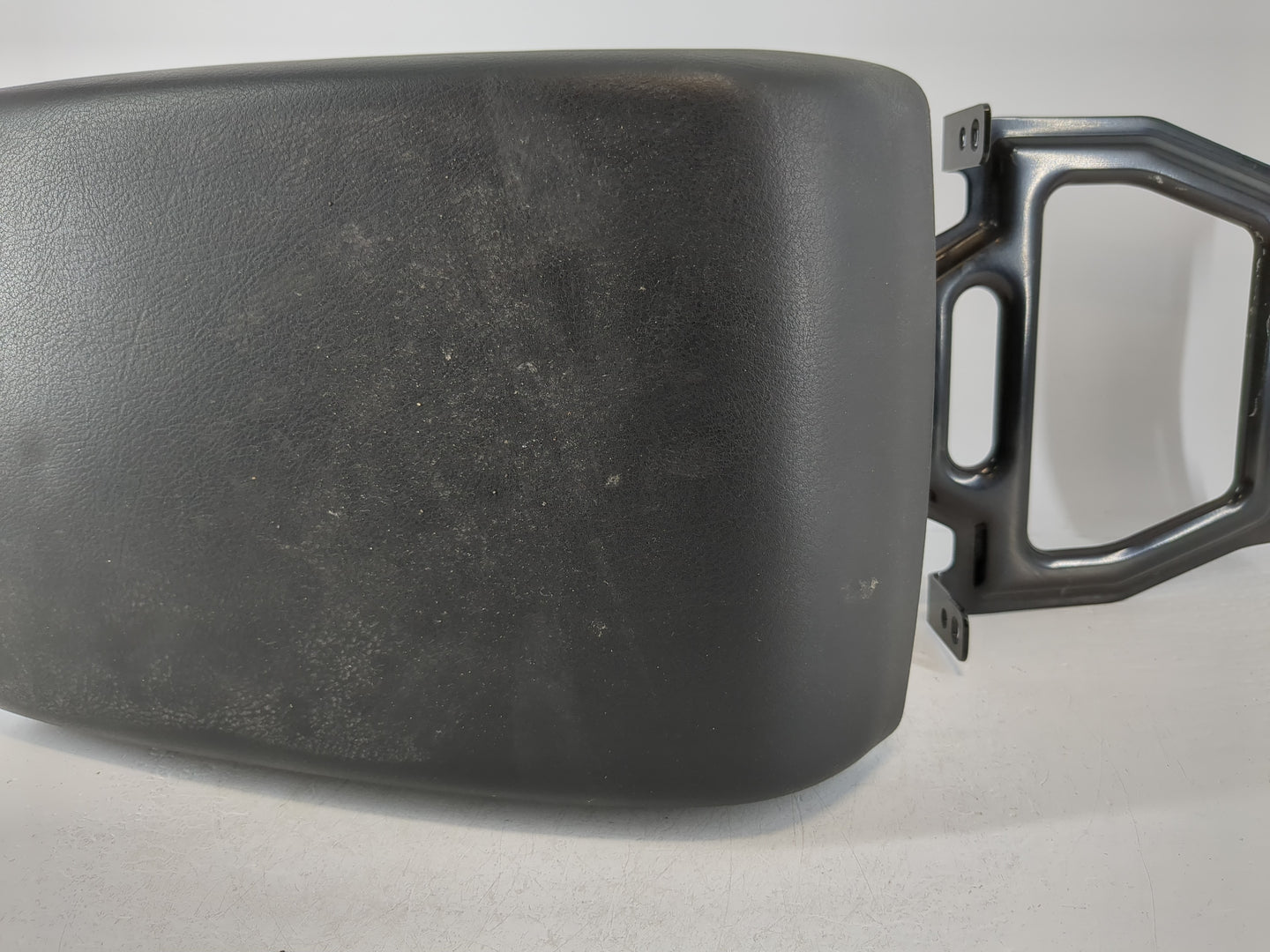 2024 Mazda Cx-5 Center Console Armrest Cover Lid Fits OEM Used Auto Parts - Oemusedautoparts1.com