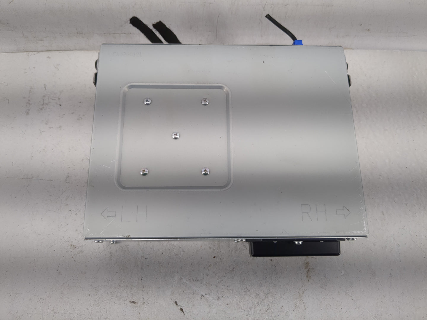 2024 Mazda Cx-9 Radio AM FM Cd Player Receiver Replacement P/N:KMV6 66 9C0F Fits OEM Used Auto Parts - Oemusedautoparts1.com
