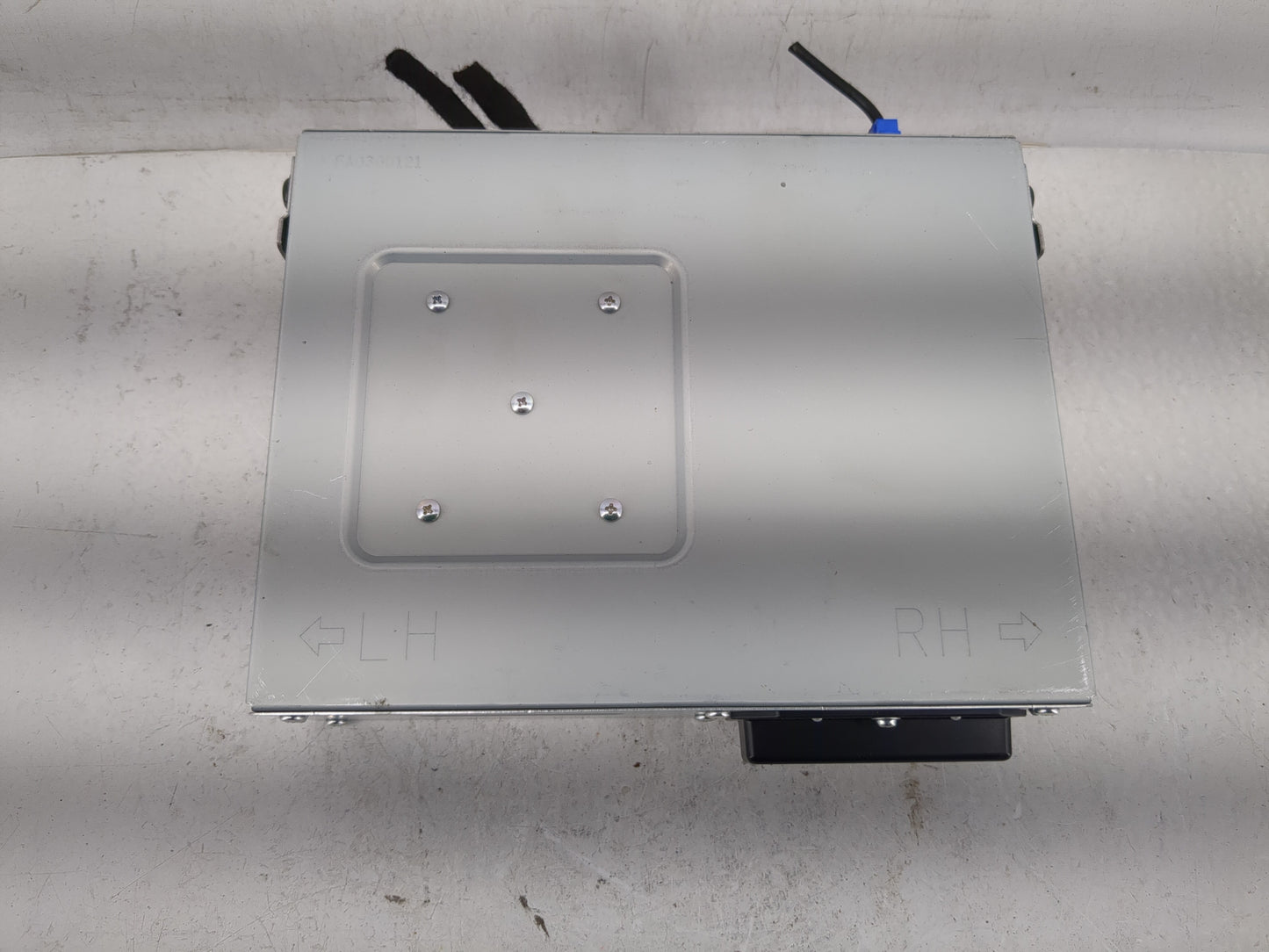 2024 Mazda Cx-9 Radio AM FM Cd Player Receiver Replacement P/N:KMV6 66 9C0F Fits OEM Used Auto Parts - Oemusedautoparts1.com