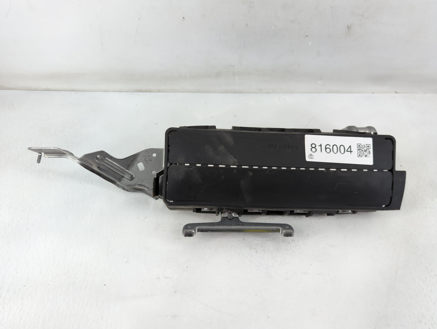 2024 Mazda Cx-9 Air Bag Driver Left Steering Wheel Mounted P/N:SKR9P5046993 Fits OEM Used Auto Parts - Oemusedautoparts1.com