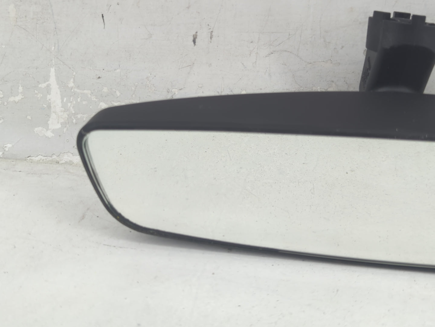 2024 Mazda Mazda3 Interior Rear View Mirror Replacement OEM P/N:045556 Fits OEM Used Auto Parts - Oemusedautoparts1.com