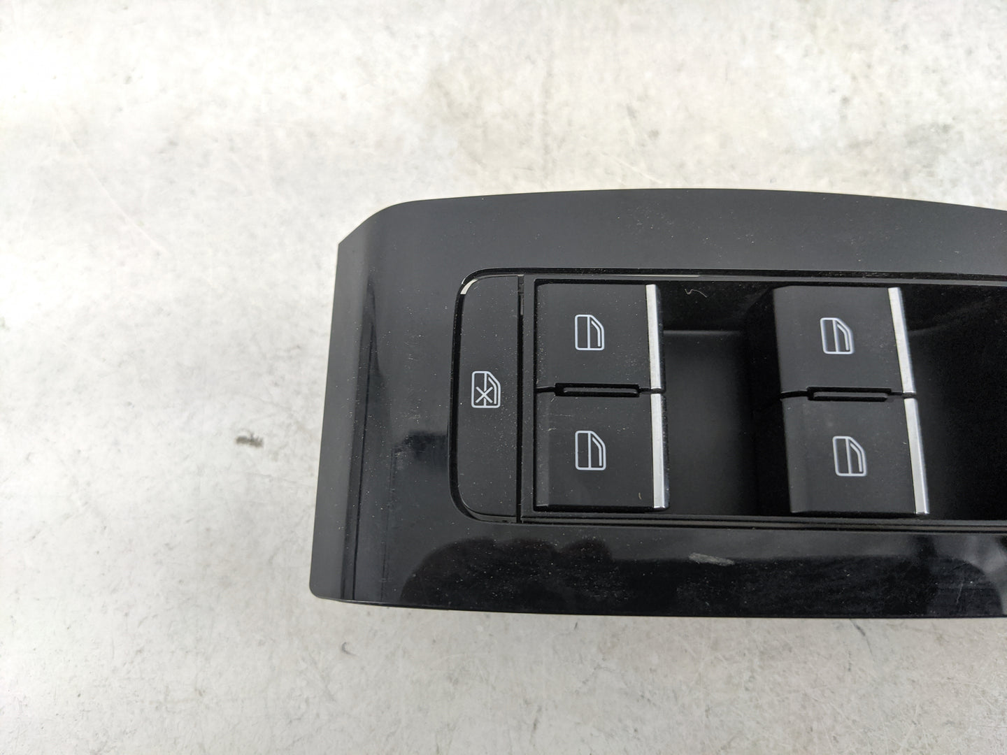 2024 Mazda Mazda3 Master Power Window Switch Replacement Driver Side Left P/N:BDGF 66 350B BDGF66350B Fits OEM Used Auto Par