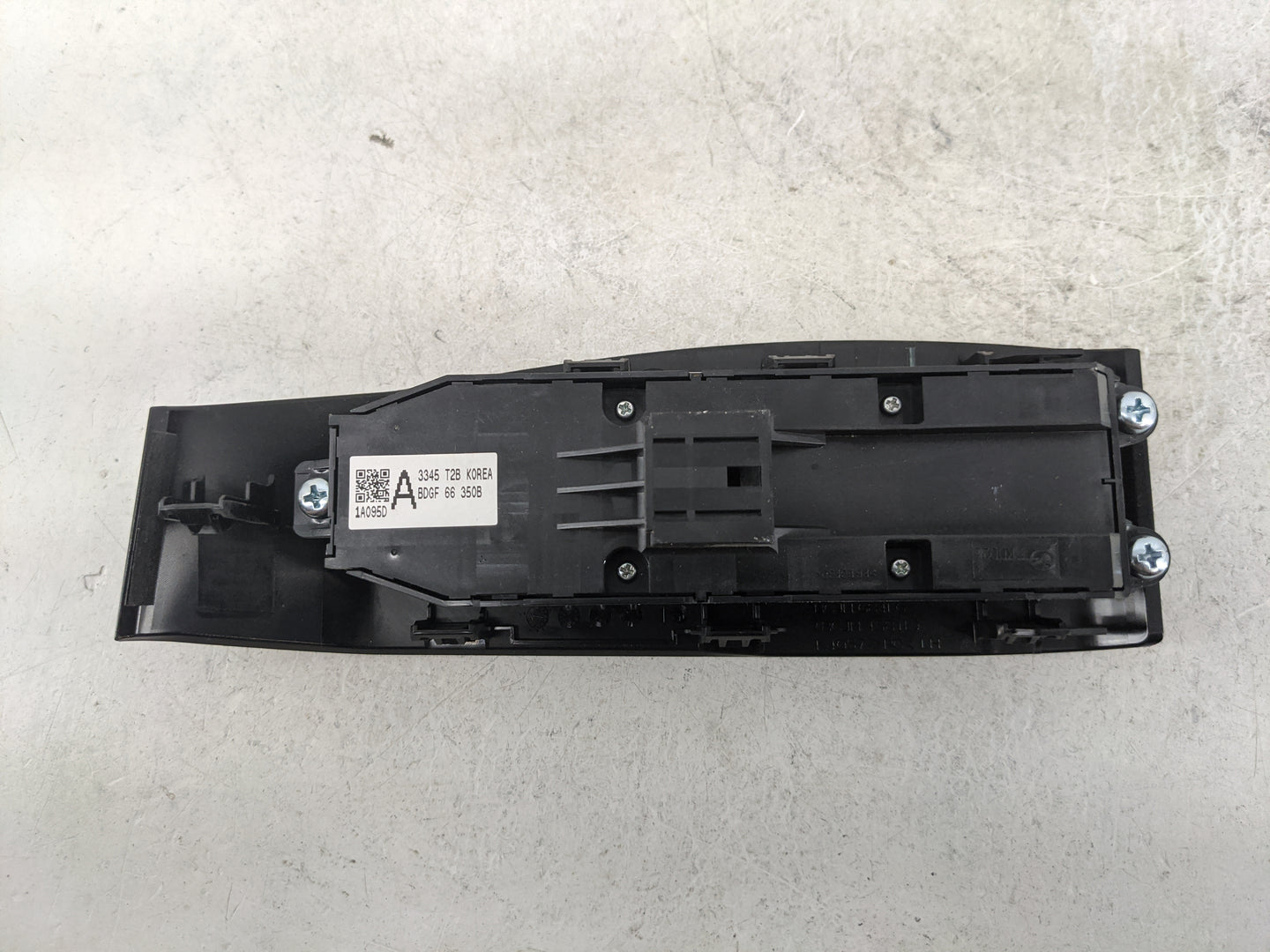 2024 Mazda Mazda3 Master Power Window Switch Replacement Driver Side Left P/N:BDGF 66 350B BDGF66350B Fits OEM Used Auto Par