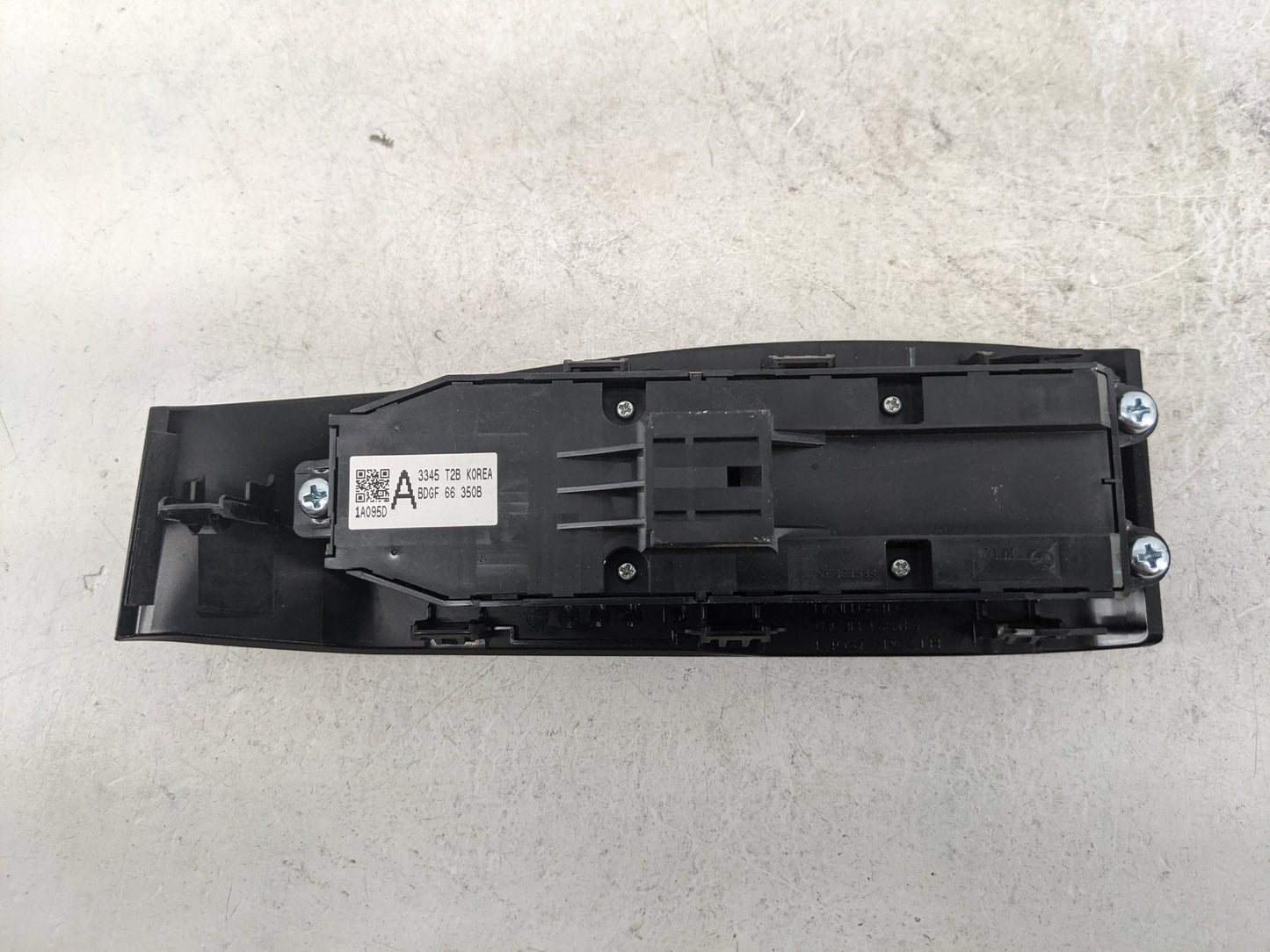 2024 Mazda Mazda3 Master Power Window Switch Replacement Driver Side Left P/N:BDGF 66 350B BDGF66350B Fits OEM Used Auto Par