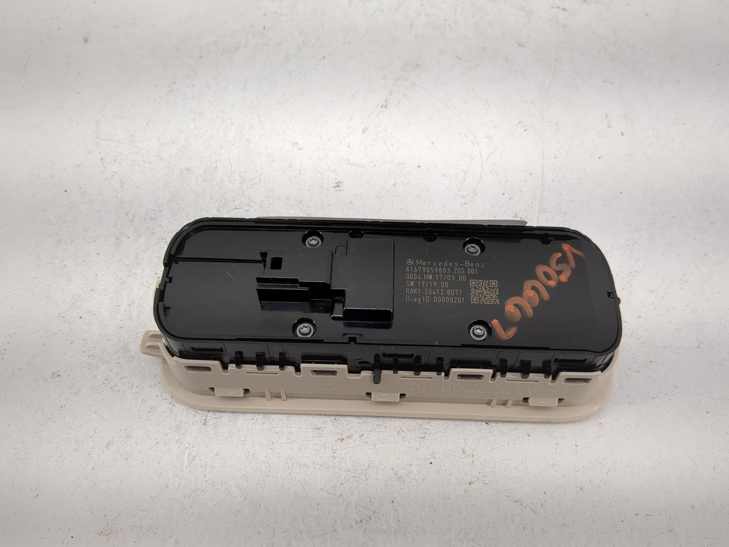 2024 Mercedes-Benz Cla250 Master Power Window Switch Replacement Driver Side Left P/N:A1679059803 A1777208802 Fits OEM Used 