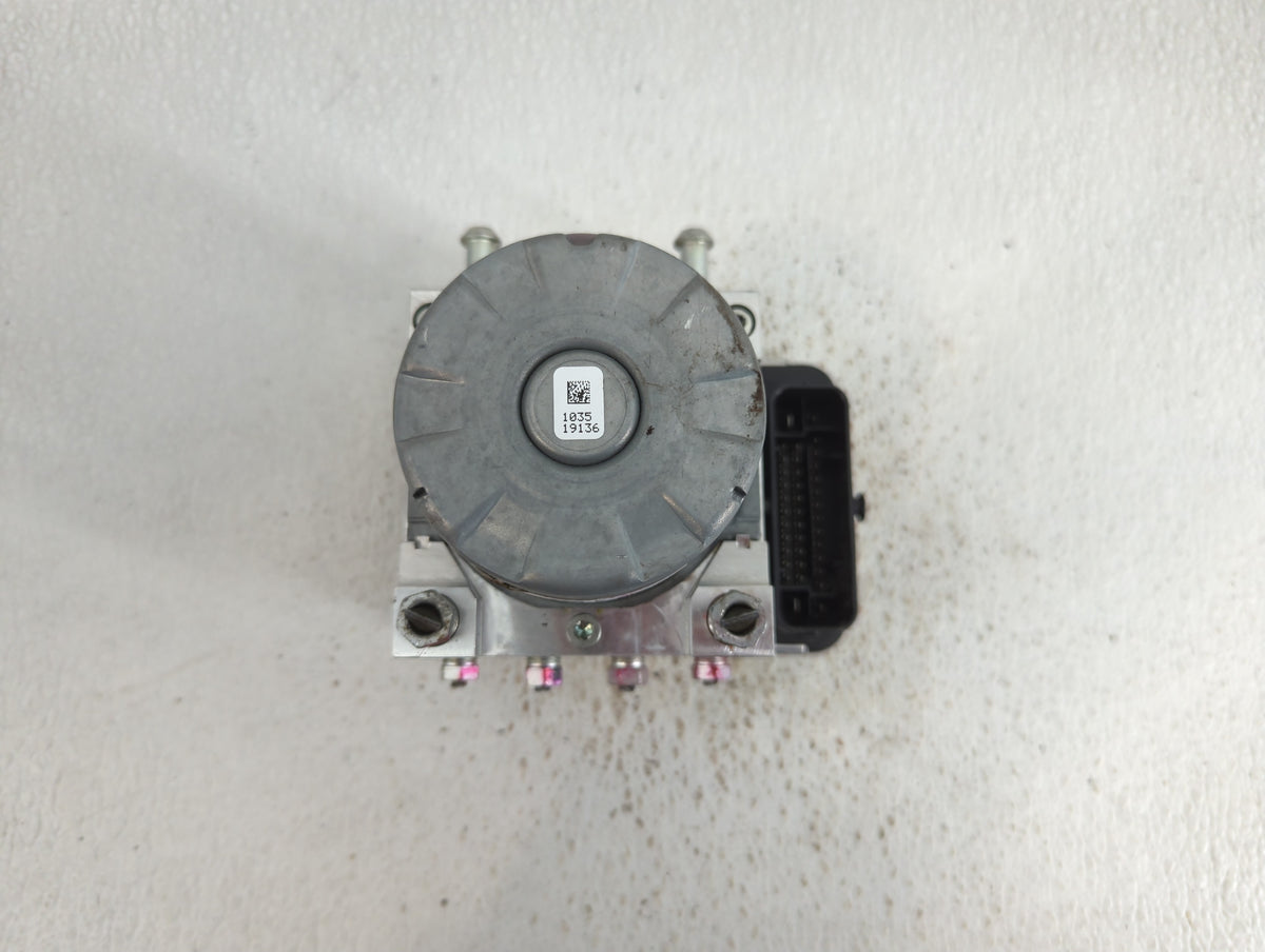 2018 Mitsubishi Eclipse Cross Anti-Lock Brake ABS Pump Module Actuator OEM P/N:4670B893 Fits OEM Used Auto Parts - Oemusedau