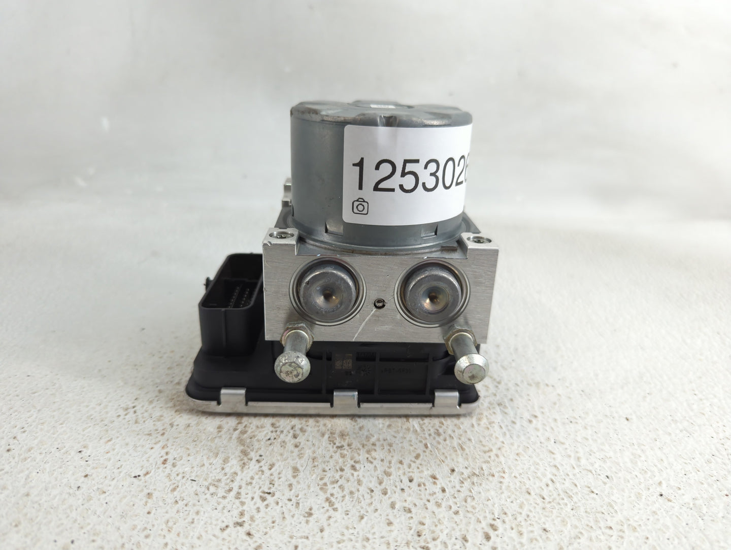 2018 Mitsubishi Eclipse Cross ABS Pump Control Module Replacement P/N:4670B893 Fits OEM Used Auto Parts - Oemusedautoparts1.