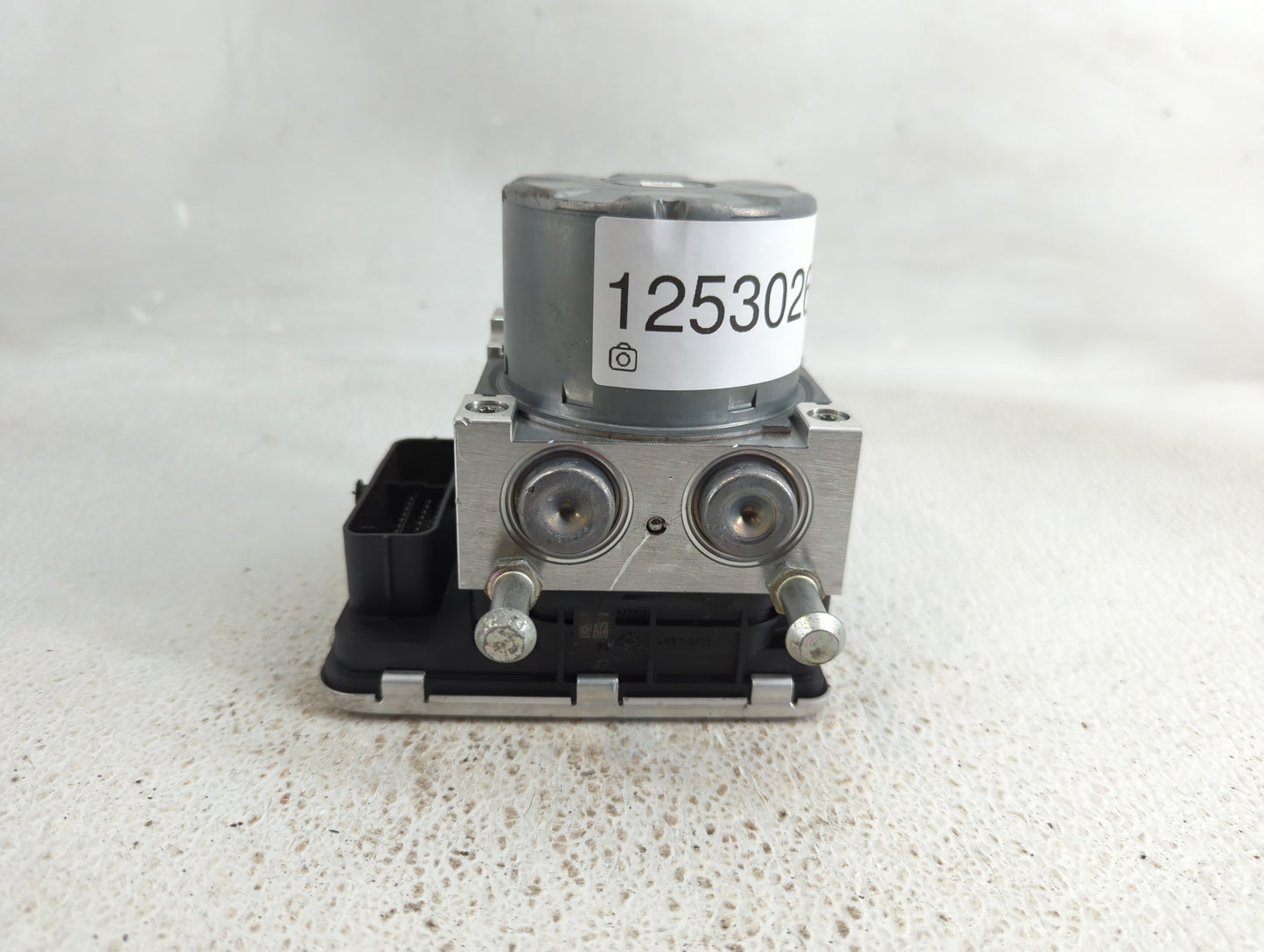 2018 Mitsubishi Eclipse Cross ABS Pump Control Module Replacement P/N:4670B893 Fits OEM Used Auto Parts - Oemusedautoparts1.