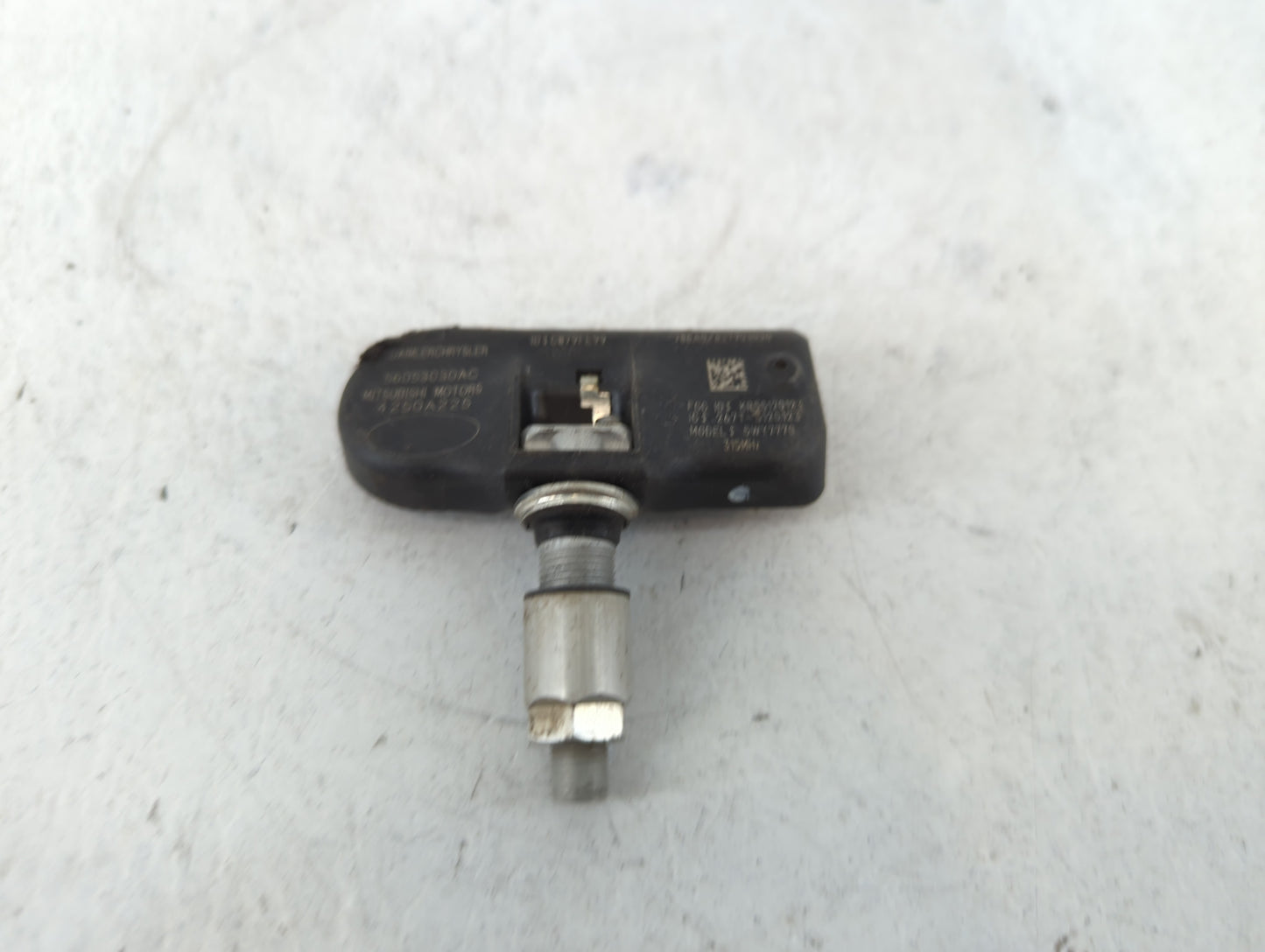 2024 Mitsubishi Eclipse Cross Tire Pressure Monitoring System Sensor Tpms - Oemusedautoparts1.com