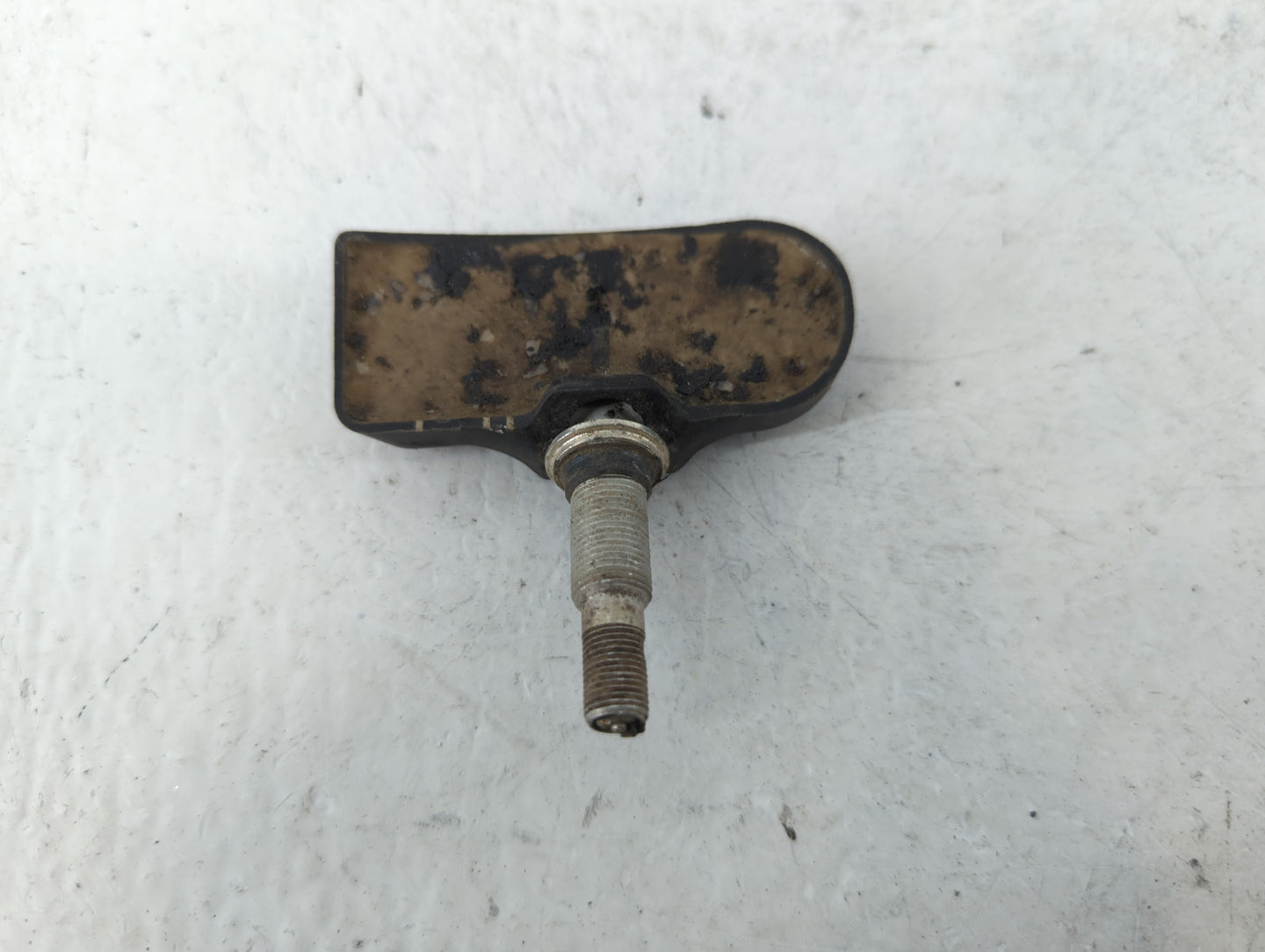 2024 Mitsubishi Eclipse Cross Tire Pressure Monitoring System Sensor Tpms - Oemusedautoparts1.com