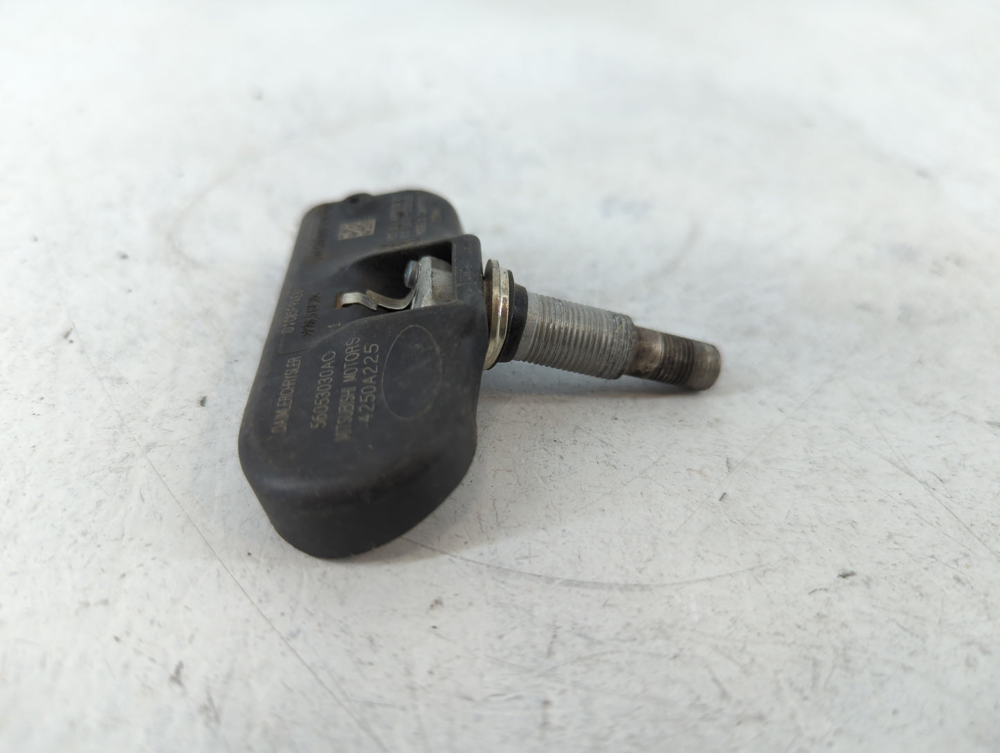 2024 Mitsubishi Eclipse Cross Tire Pressure Monitoring System Sensor Tpms - Oemusedautoparts1.com