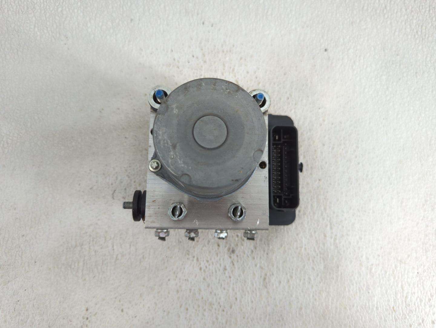 2024 Mitsubishi Mirage ABS Pump Control Module Replacement P/N:4670B494 Fits OEM Used Auto Parts - Oemusedautoparts1.com