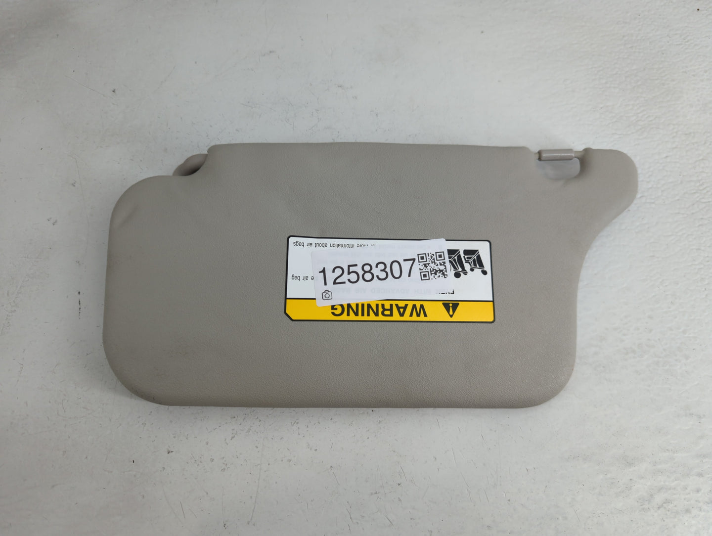 2014 Mitsubishi Mirage Sun Visor Shade Replacement Passenger Right Mirror Fits OEM Used Auto Parts - Oemusedautoparts1.com