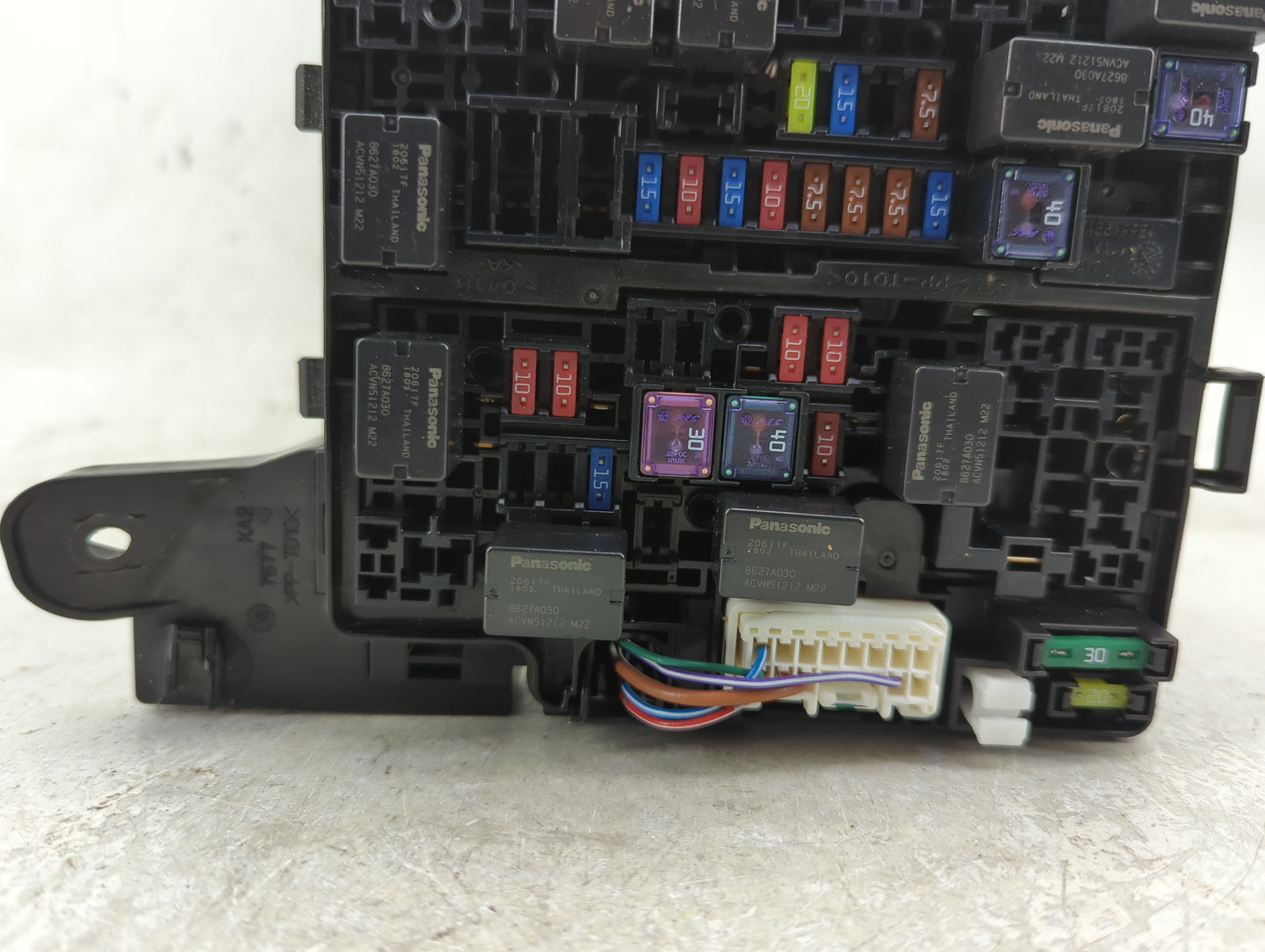 2014 Mitsubishi Mirage Fusebox Fuse Box Panel Relay Module Fits OEM Used Auto Parts - Oemusedautoparts1.com