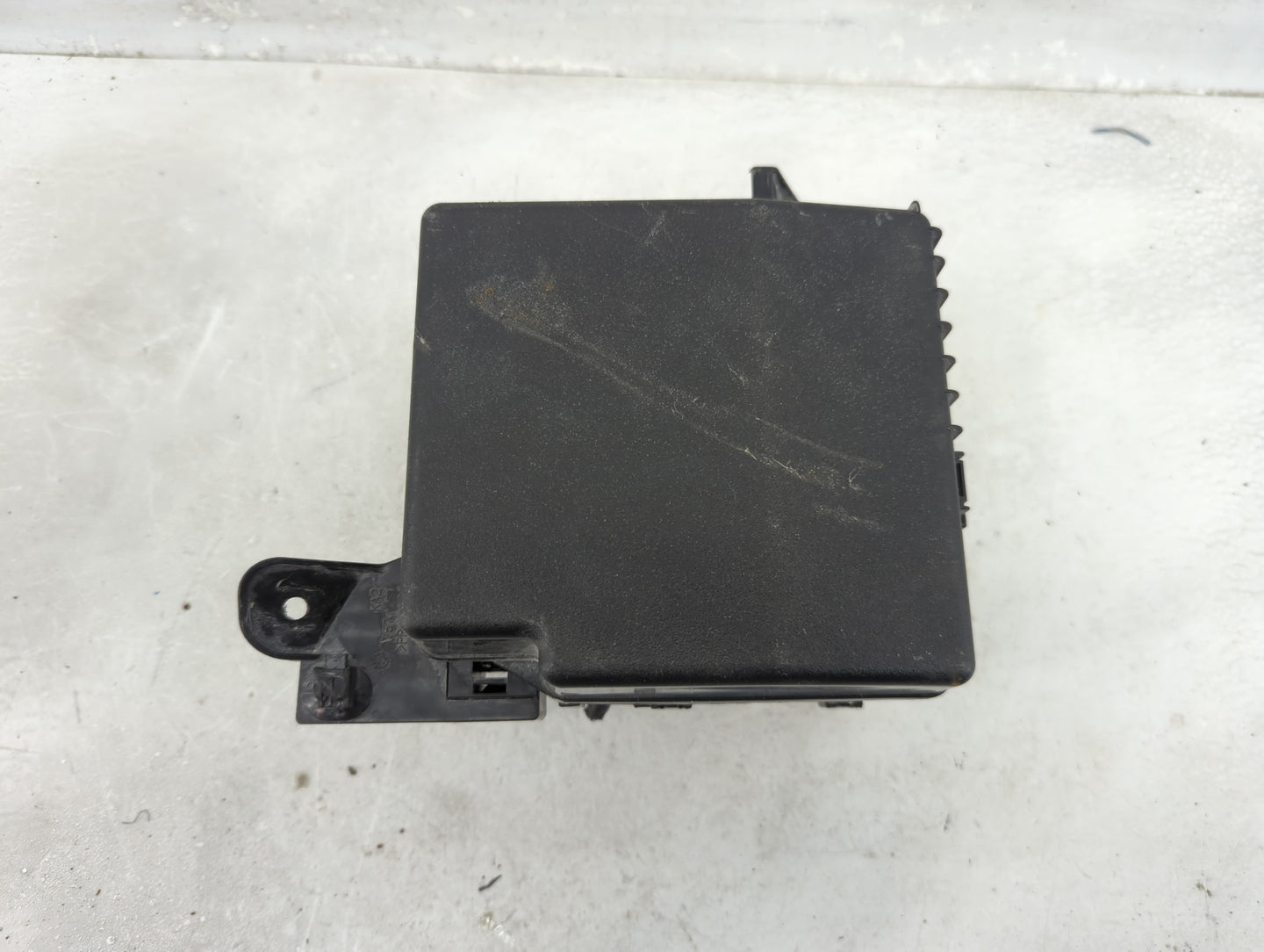 2014 Mitsubishi Mirage Fusebox Fuse Box Panel Relay Module Fits OEM Used Auto Parts - Oemusedautoparts1.com
