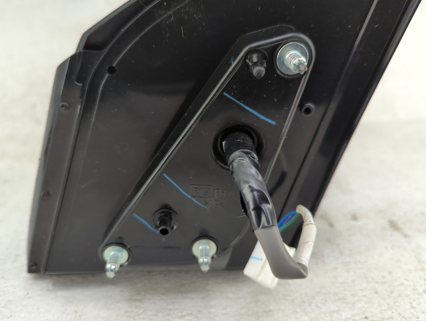 2014 Mitsubishi Mirage Passenger Side View Mirror - Right Door Mirror OEM Used - Oemusedautoparts1.com