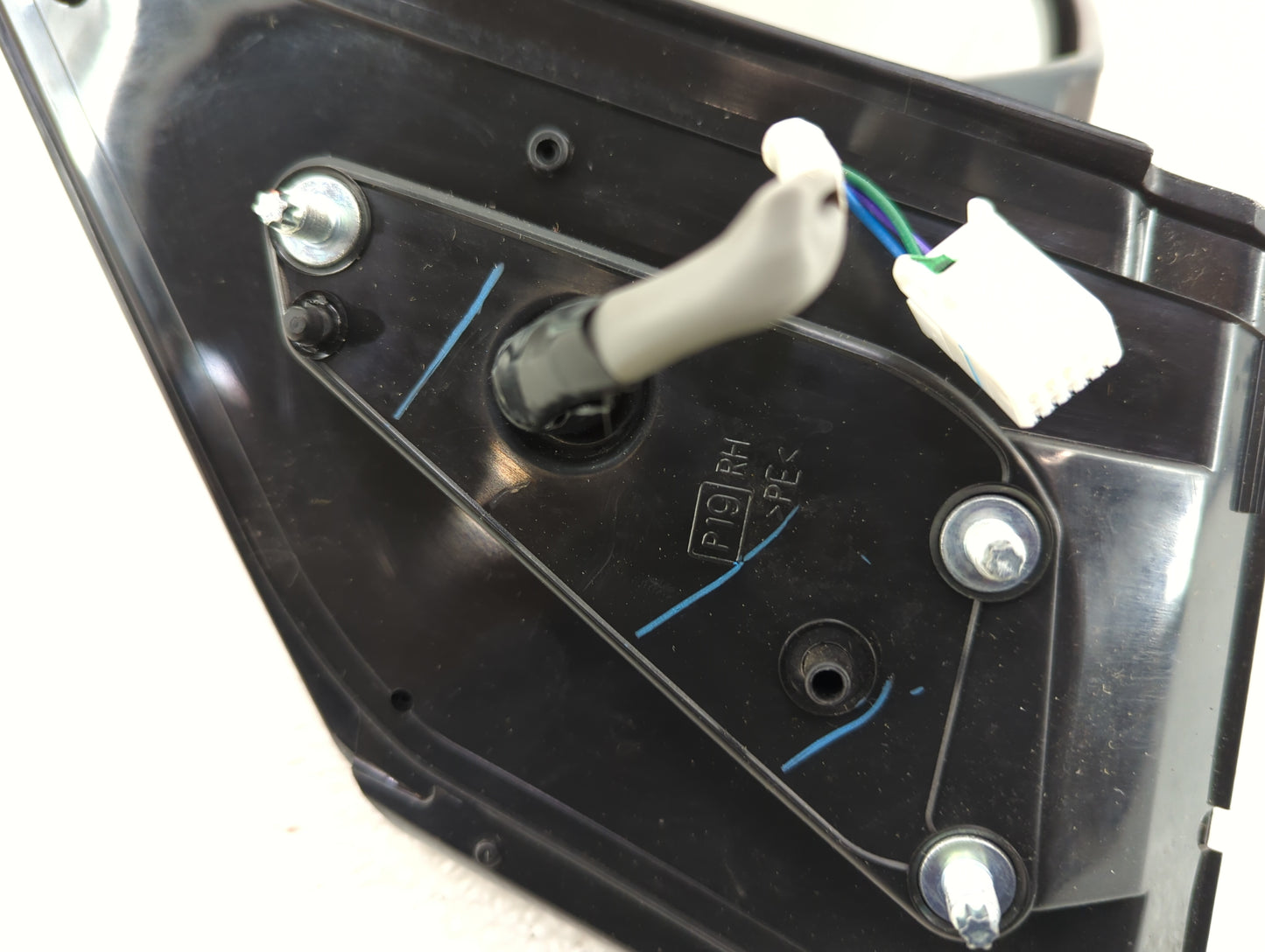 2014 Mitsubishi Mirage Passenger Side View Mirror - Right Door Mirror OEM Used - Oemusedautoparts1.com