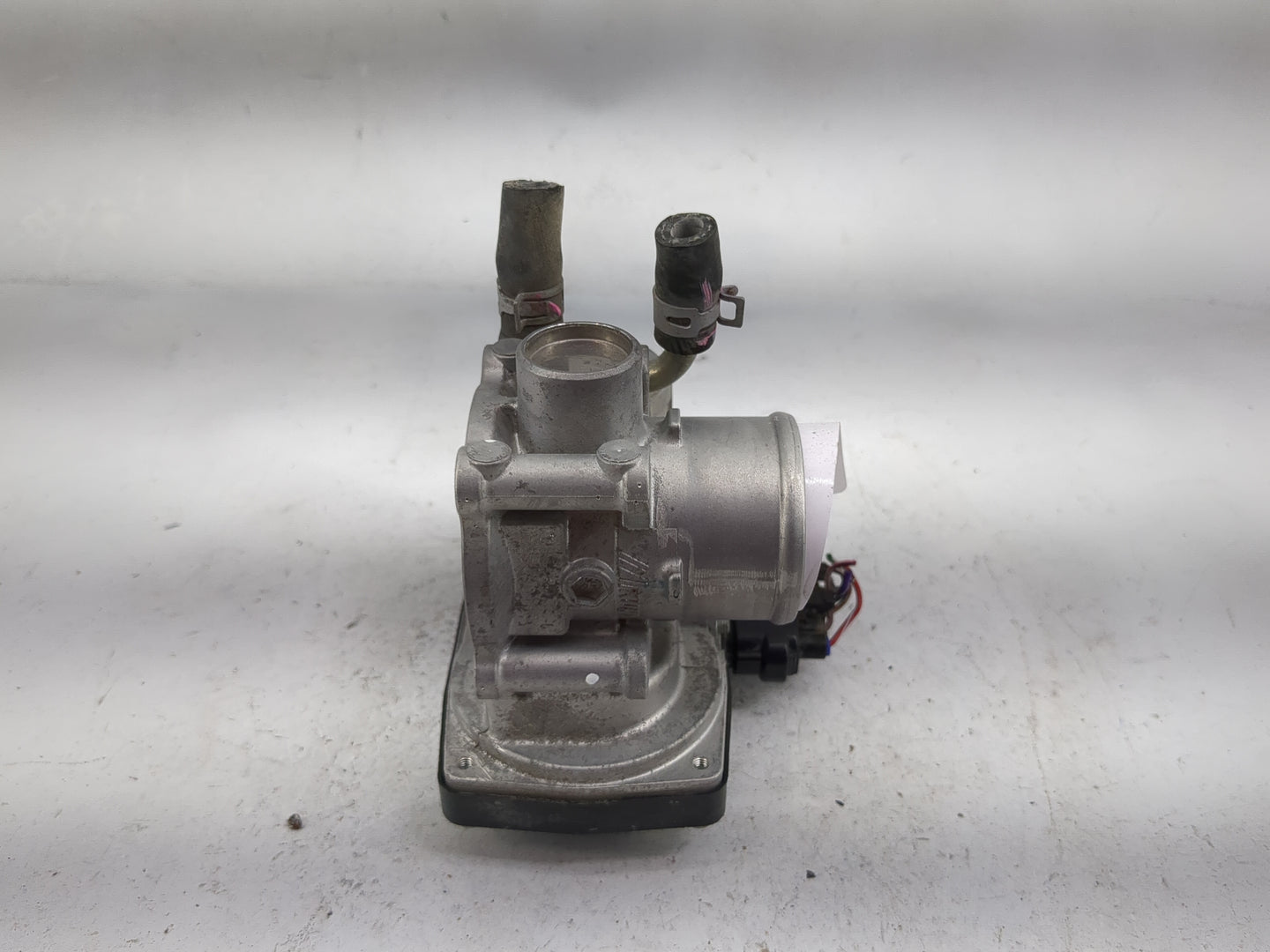 2014 Mitsubishi Mirage Throttle Body P/N:101 Fits OEM Used Auto Parts - Oemusedautoparts1.com