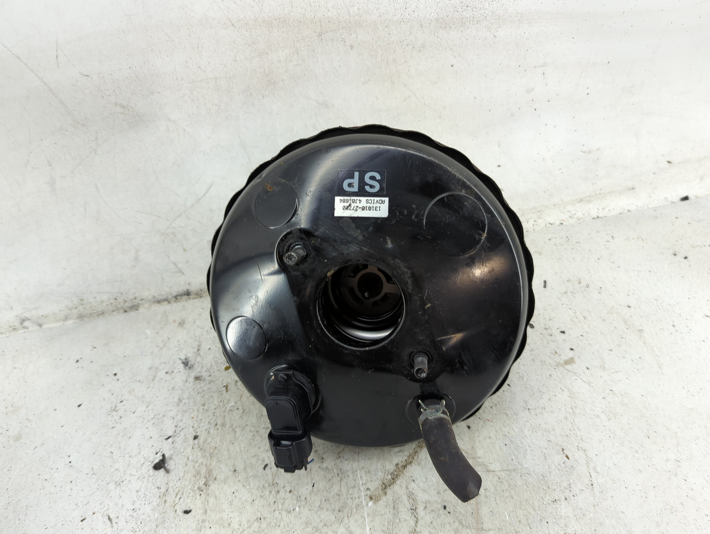 2014-2014 Mitsubishi Mirage Power Brake Booster Oem 1490393 - Oemusedautoparts1.com