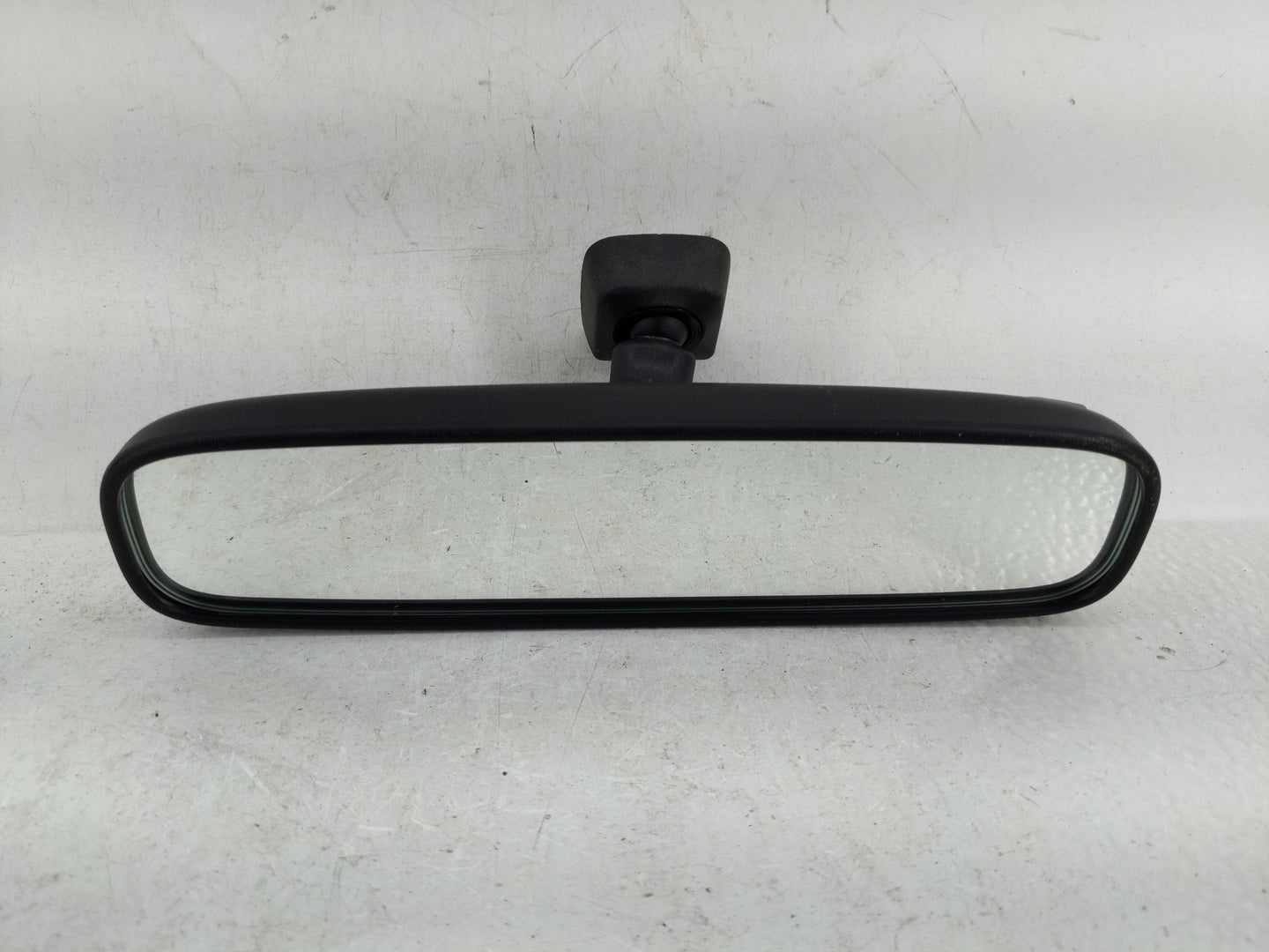 2004-2017 Mitsubishi Outlander Interior Rear View Mirror Replacement OEM P/N:E4012197 E4022197 Fits OEM Used Auto Parts - Oe