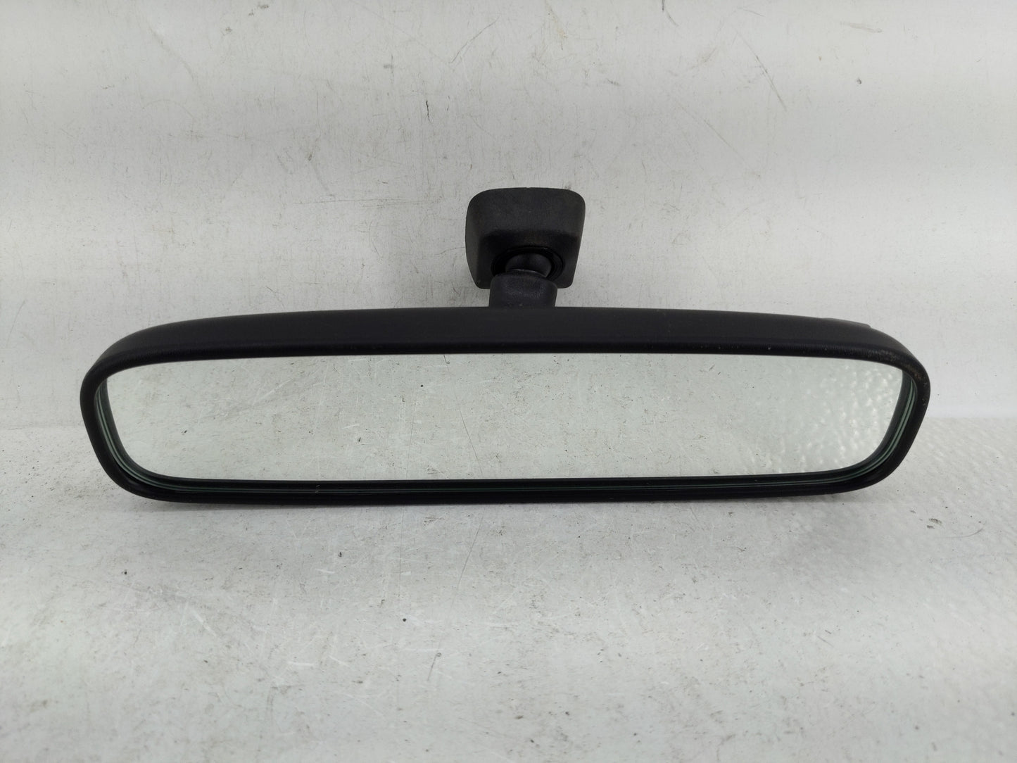 2004-2017 Mitsubishi Outlander Interior Rear View Mirror Replacement OEM P/N:E4012197 E4022197 Fits OEM Used Auto Parts - Oe