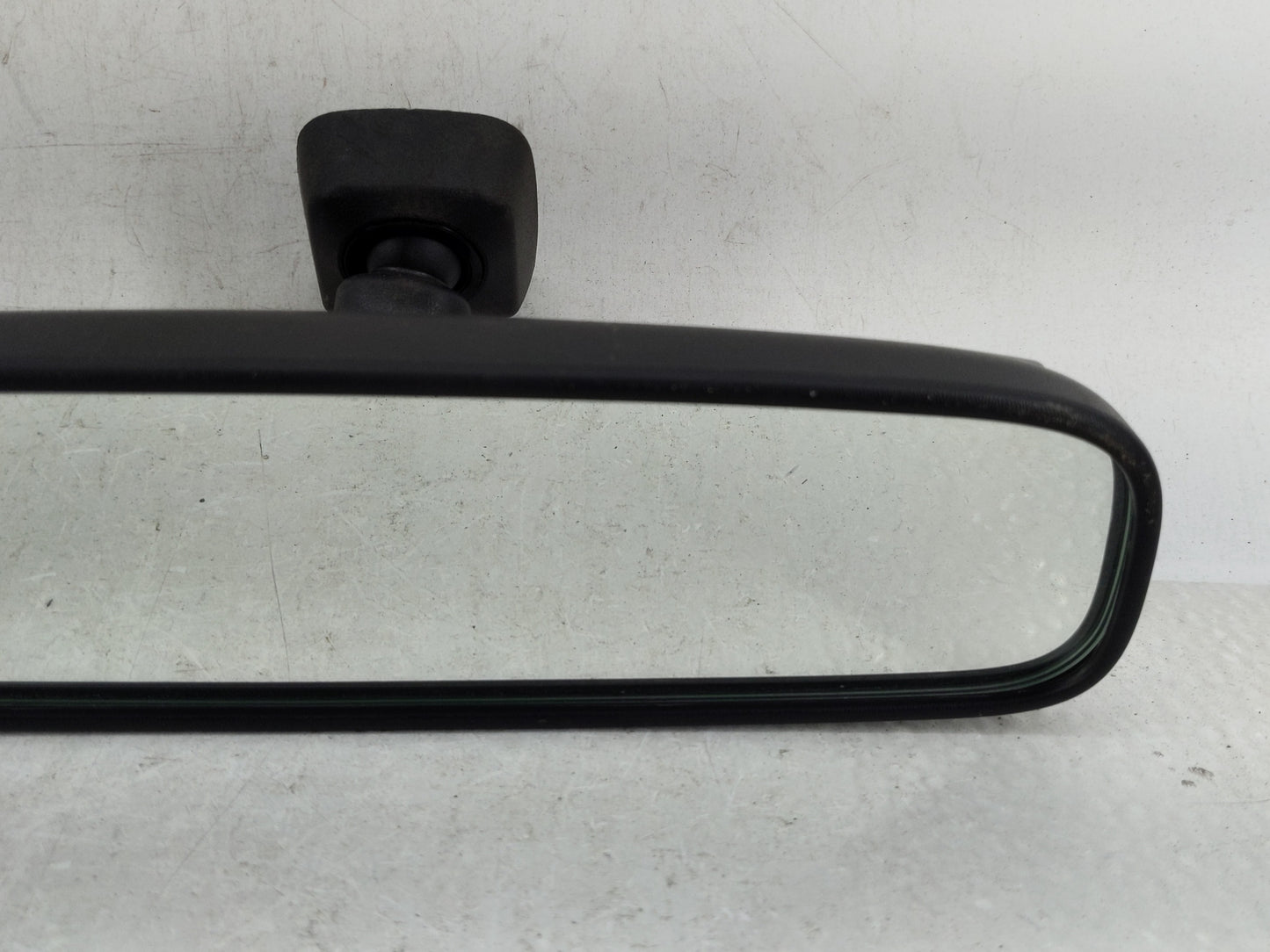 2004-2017 Mitsubishi Outlander Interior Rear View Mirror Replacement OEM P/N:E4012197 E4022197 Fits OEM Used Auto Parts - Oe