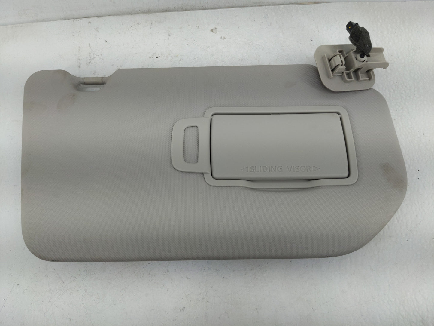 2024 Mitsubishi Outlander Sun Visor Shade Replacement Passenger Right Mirror Fits OEM Used Auto Parts - Oemusedautoparts1.co