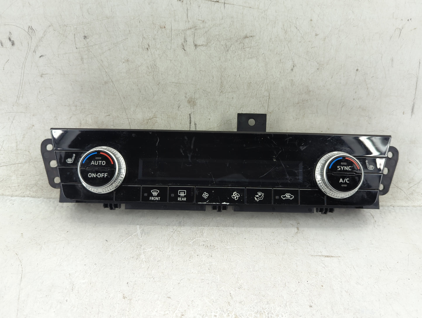 2024 Mitsubishi Outlander Climate Control Module Temperature AC/Heater Replacement P/N:7820B143 Fits OEM Used Auto Parts - O