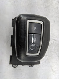 2024 Mitsubishi Outlander Floor Console Assembly Shifter Black - Oemusedautoparts1.com