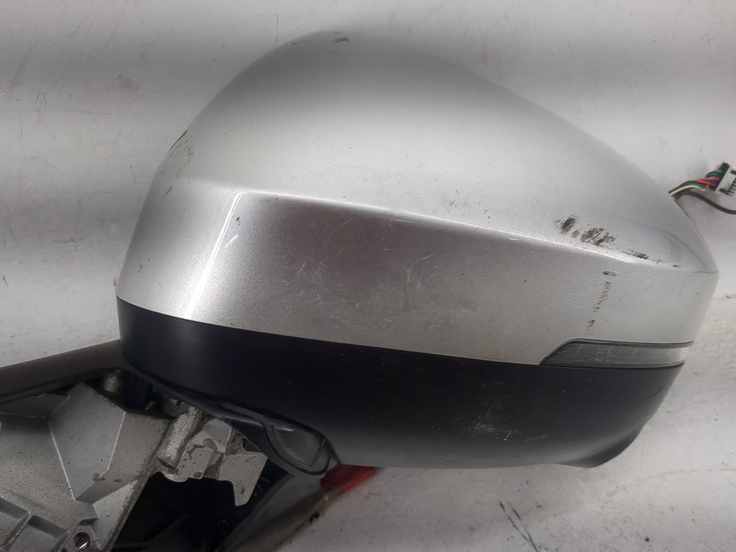 2024 Mitsubishi Outlander Driver Side View Mirror - Left Door Mirror OEM Used - Oemusedautoparts1.com