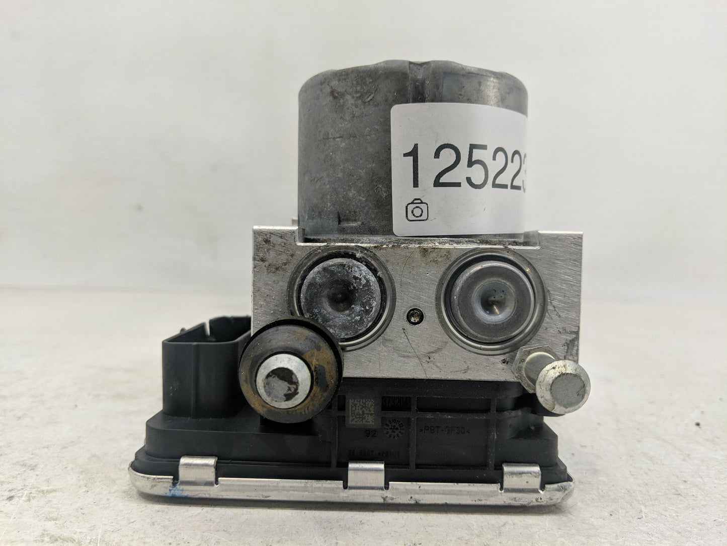 2024 Mitsubishi Outlander Sport ABS Pump Control Module Replacement P/N:4670B674 Fits OEM Used Auto Parts - Oemusedautoparts