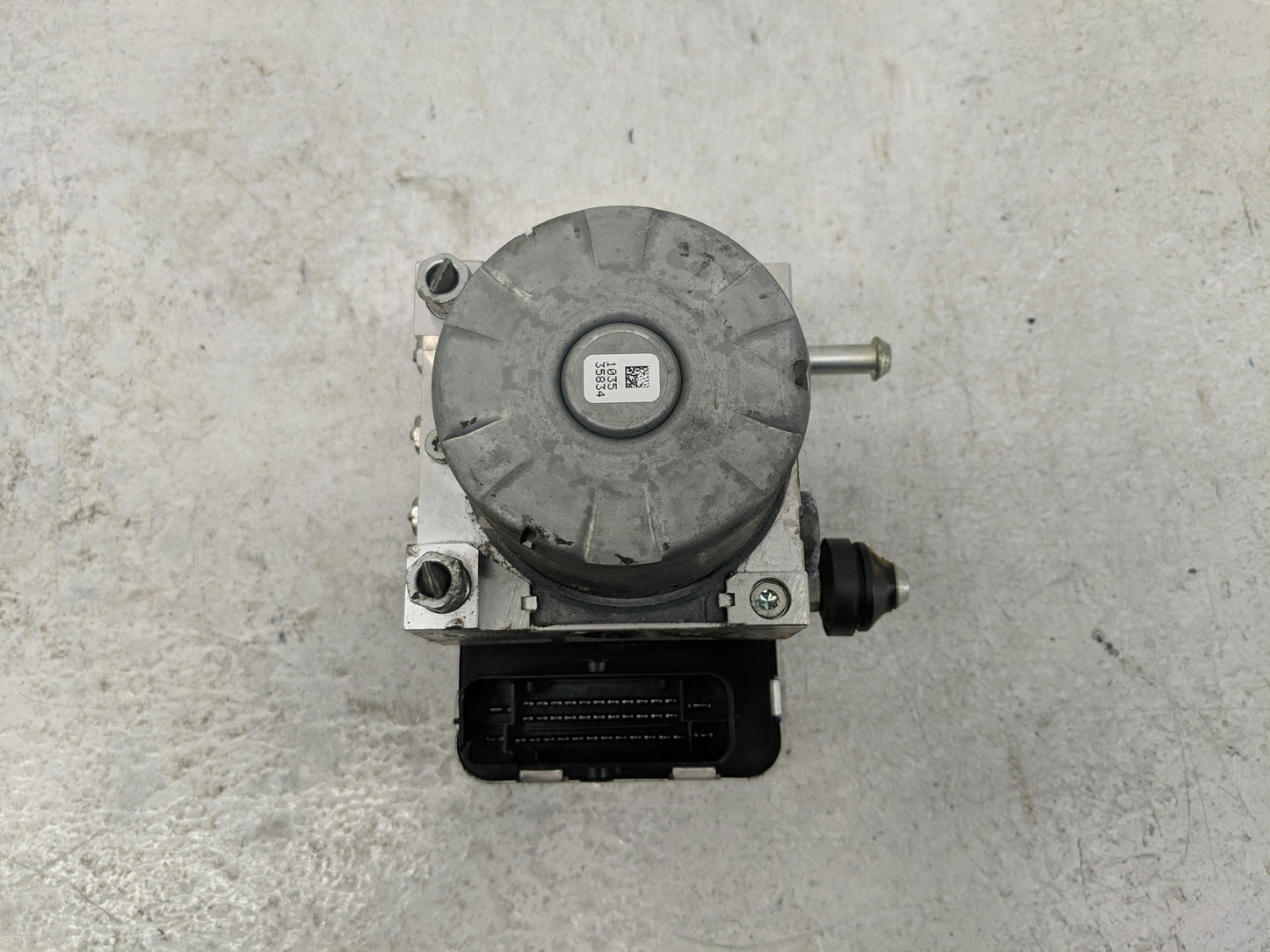 2024 Mitsubishi Outlander Sport ABS Pump Control Module Replacement P/N:4670B674 Fits OEM Used Auto Parts - Oemusedautoparts