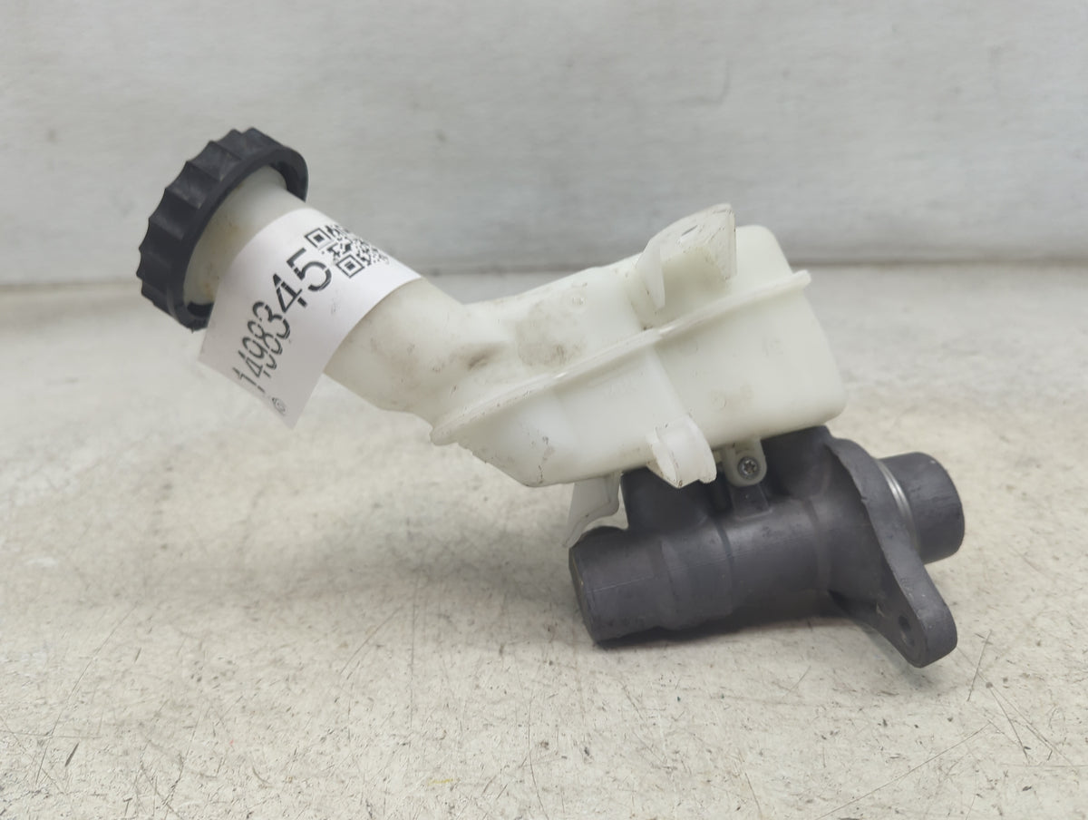 2011-2017 Mitsubishi Outlander Sport Brake Master Cylinder 1498345 - Oemusedautoparts1.com