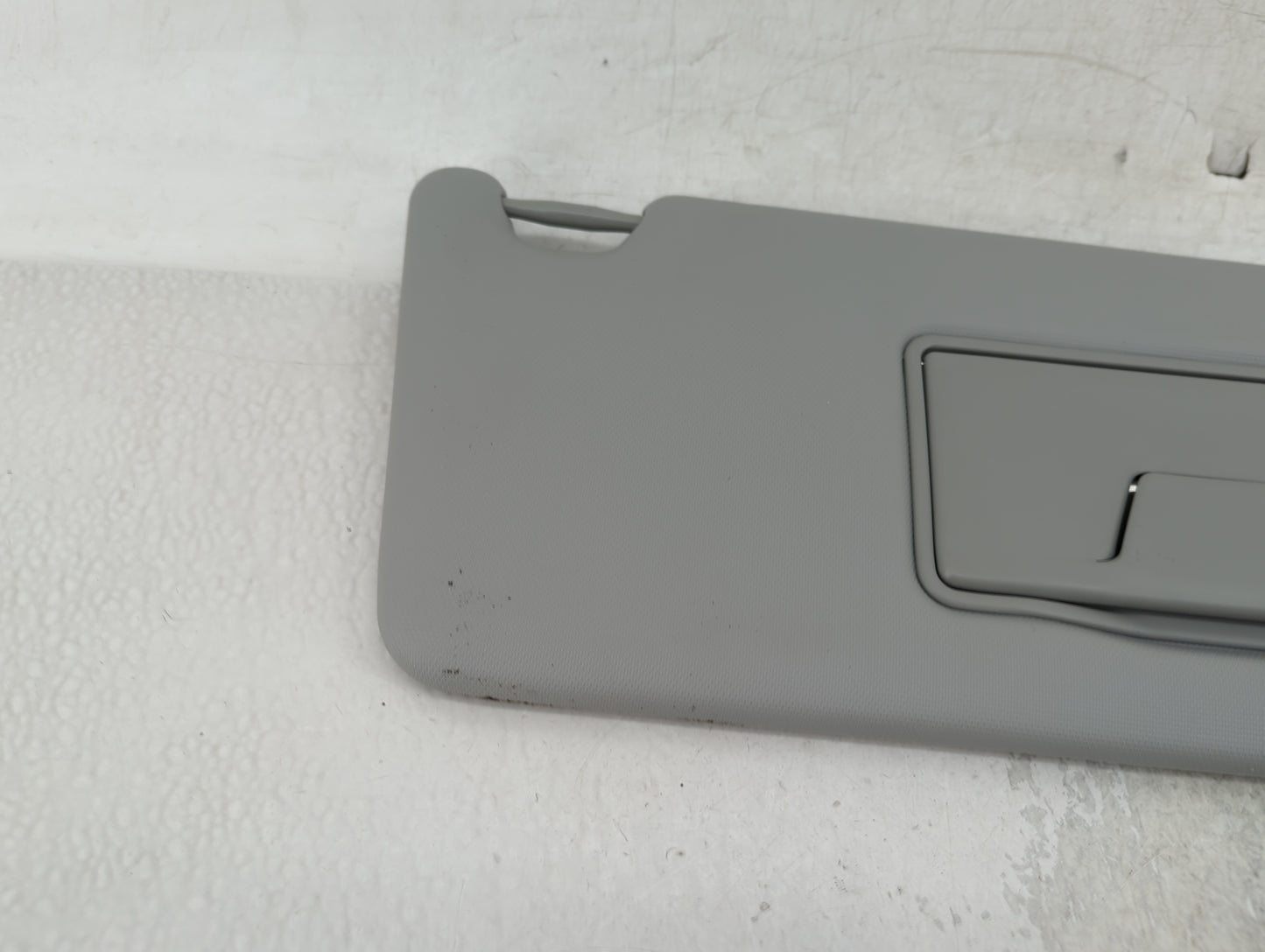 2024 Mitsubishi Rvr Sun Visor Shade Replacement Passenger Right Mirror Fits OEM Used Auto Parts - Oemusedautoparts1.com