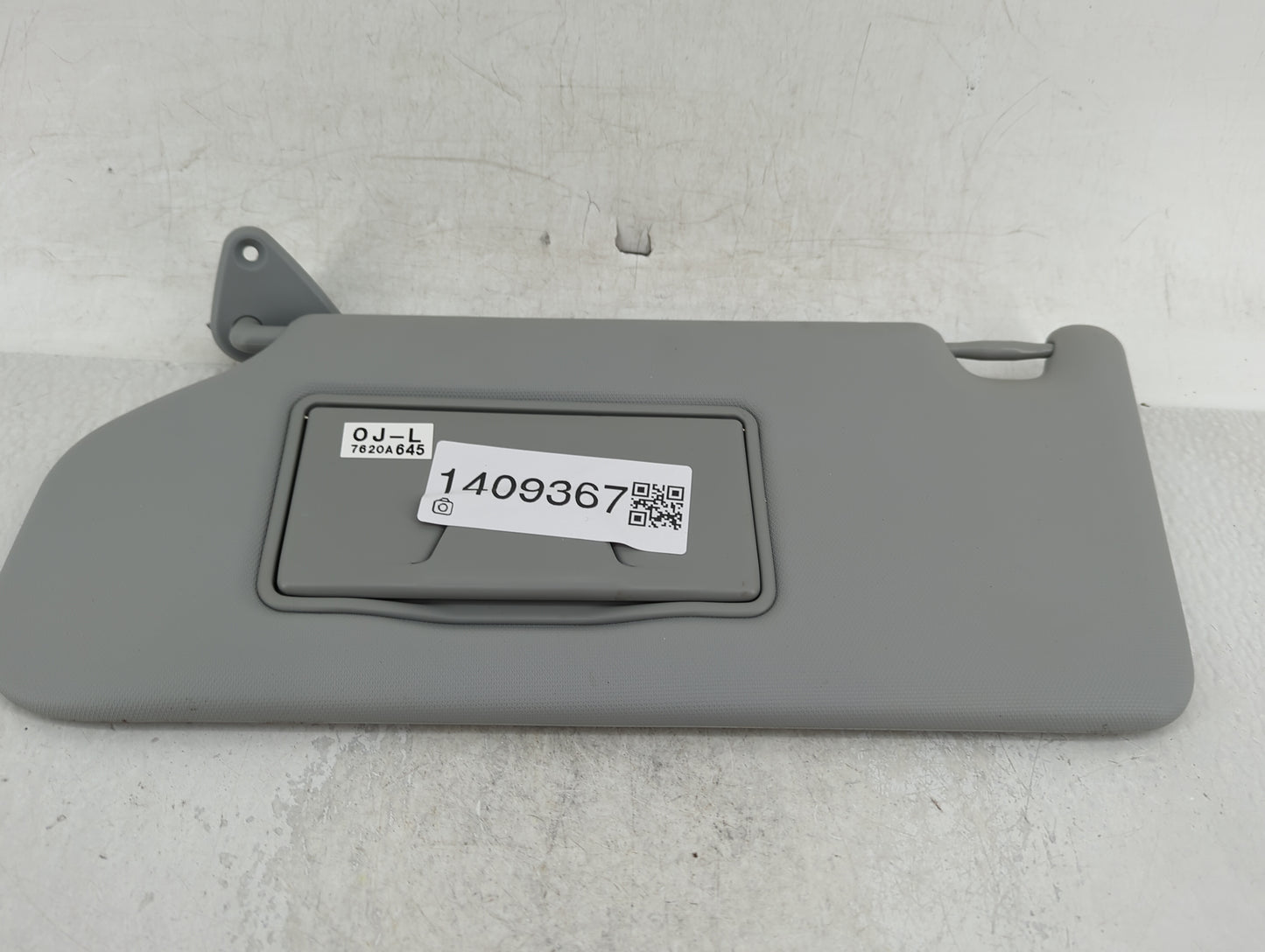 2024 Mitsubishi Rvr Sun Visor Shade Replacement Driver Left Mirror Fits OEM Used Auto Parts - Oemusedautoparts1.com