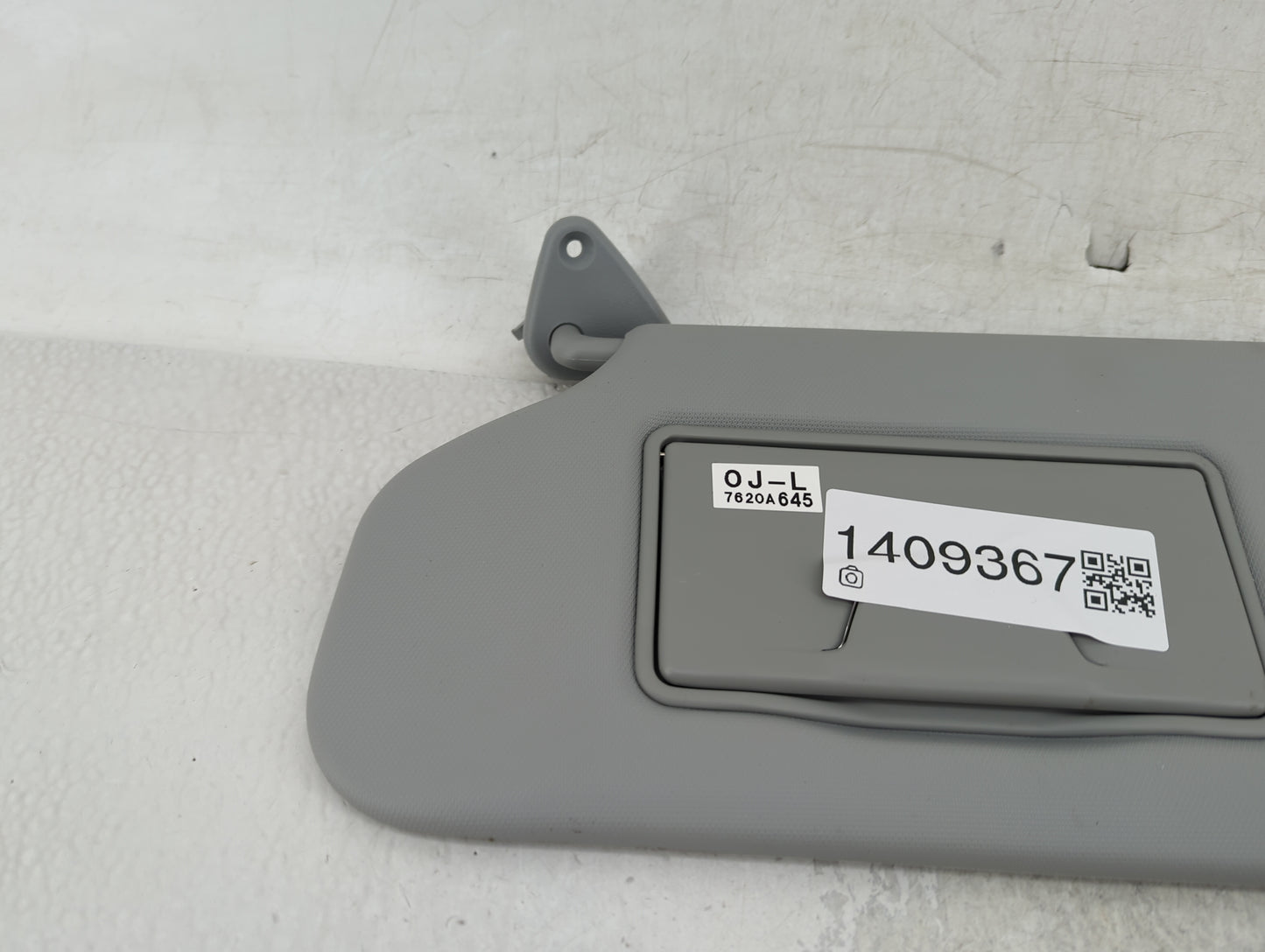 2024 Mitsubishi Rvr Sun Visor Shade Replacement Driver Left Mirror Fits OEM Used Auto Parts - Oemusedautoparts1.com