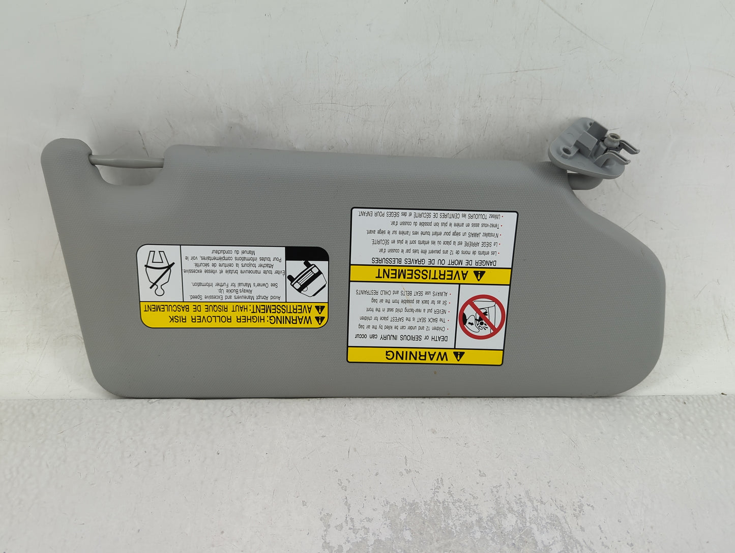 2024 Mitsubishi Rvr Sun Visor Shade Replacement Driver Left Mirror Fits OEM Used Auto Parts - Oemusedautoparts1.com