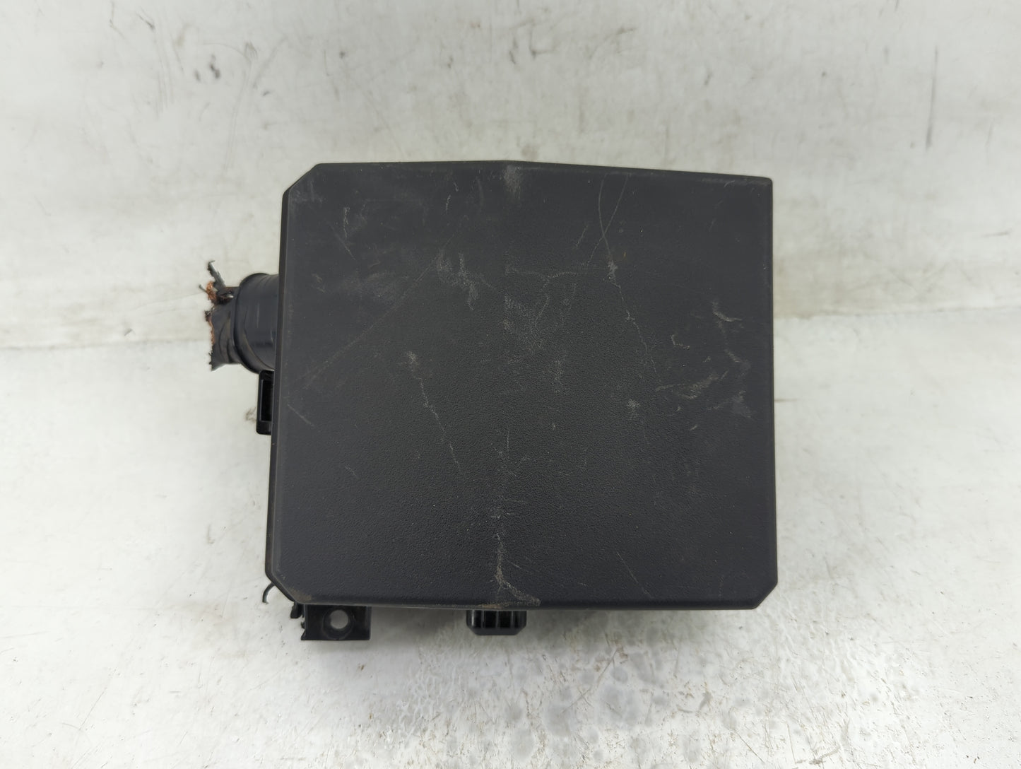2012-2017 Mitsubishi Rvr Fusebox Fuse Box Panel Relay Module P/N:8565A513 Fits Fits 2012 2013 2014 2015 2016 2017 OEM Used A