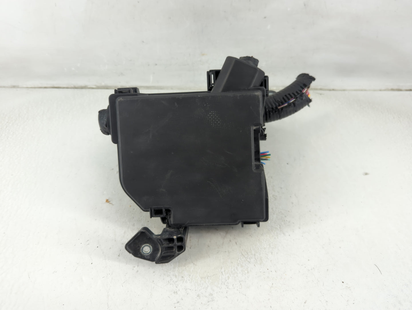 2019-2022 Nissan Altima Fusebox Fuse Box Panel Relay Module P/N:9HJ0A Fits Fits 2019 2020 2021 2022 OEM Used Auto Parts - Oe