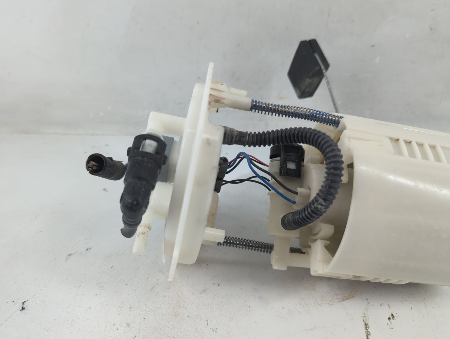 2019-2022 Nissan Altima Electrical Gas Fuel Pump Assembly - Oemusedautoparts1.com