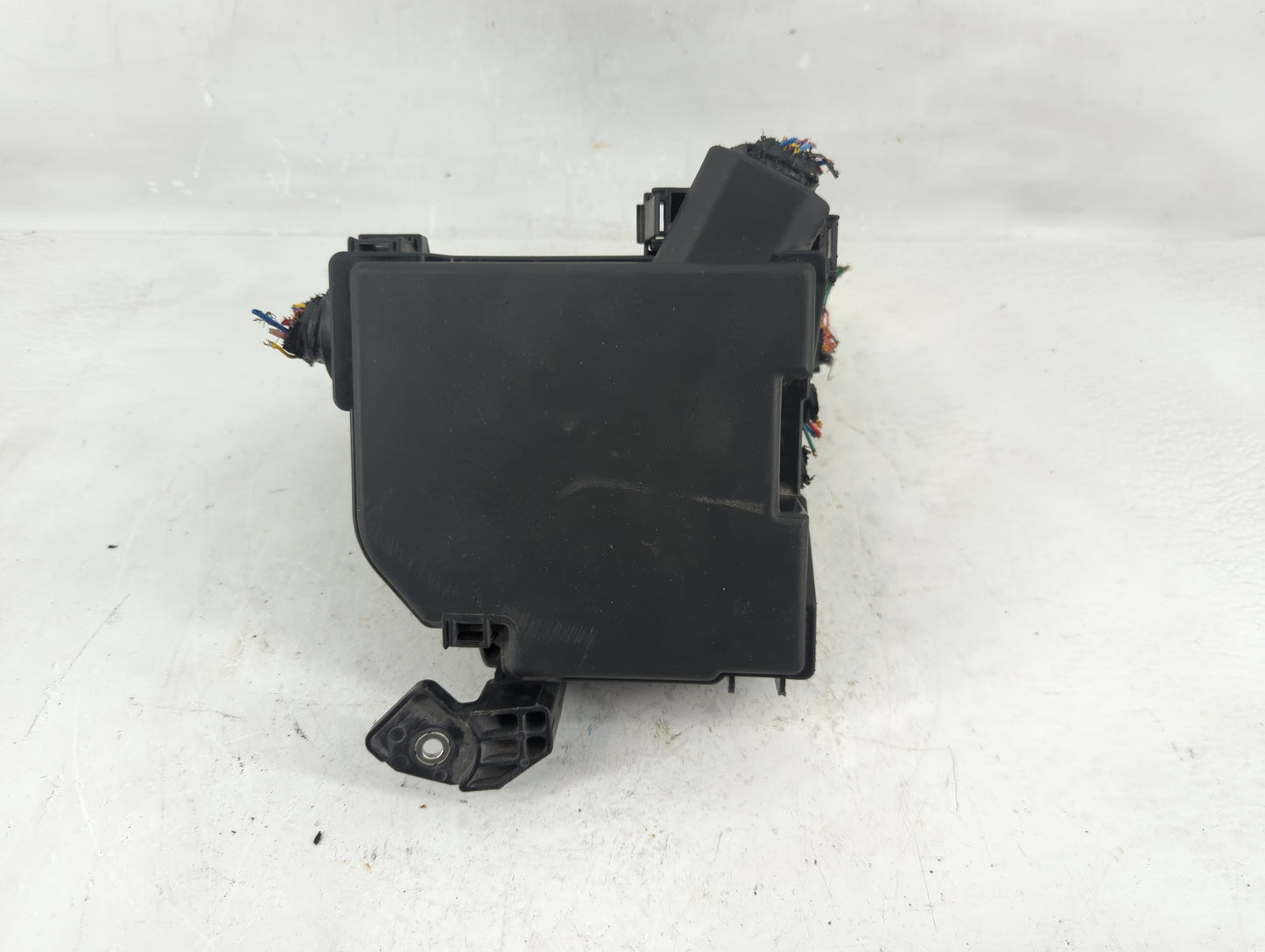 2019-2022 Nissan Altima Fusebox Fuse Box Panel Relay Module Fits Fits 2019 2020 2021 2022 OEM Used Auto Parts - Oemusedautop