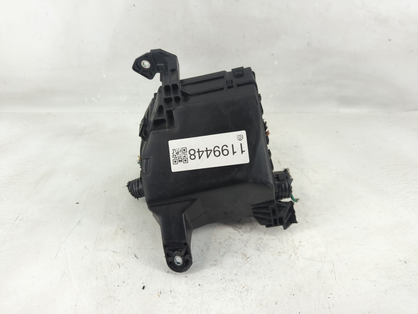 2019-2022 Nissan Altima Fusebox Fuse Box Panel Relay Module Fits Fits 2019 2020 2021 2022 OEM Used Auto Parts - Oemusedautop