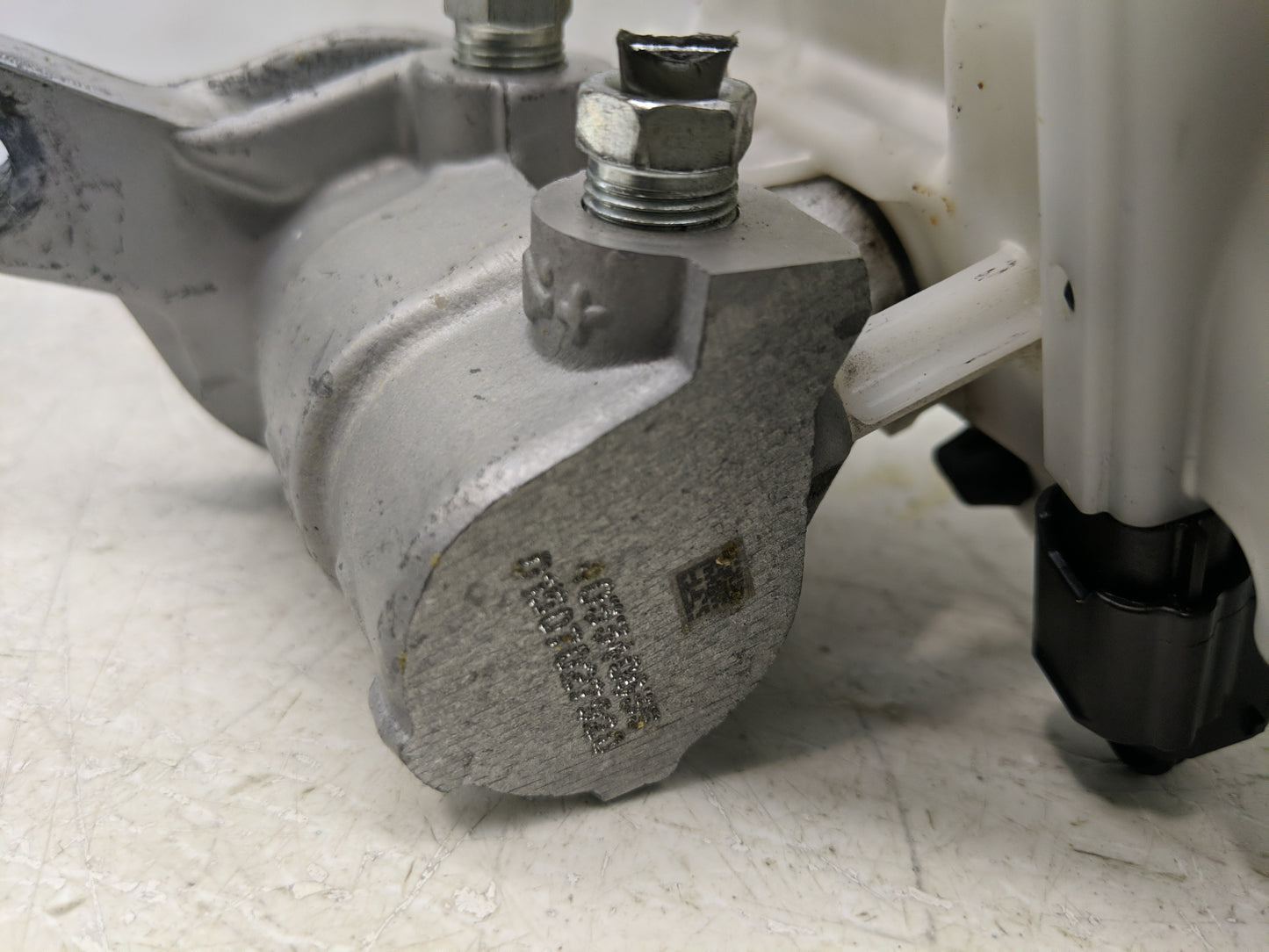 2019-2022 Nissan Altima Brake Master Cylinder 1311446 - Oemusedautoparts1.com
