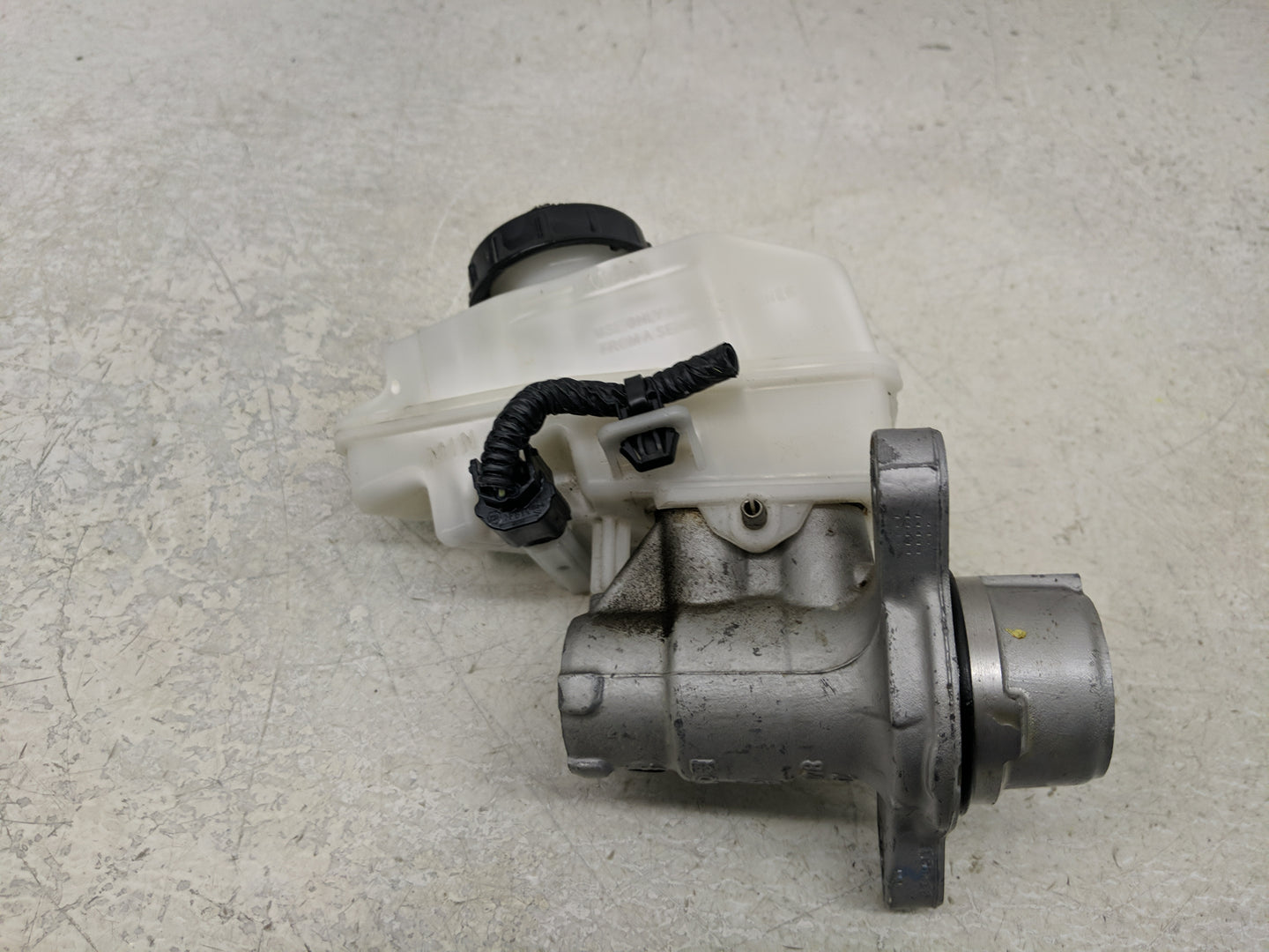 2019-2022 Nissan Altima Brake Master Cylinder 1311446 - Oemusedautoparts1.com