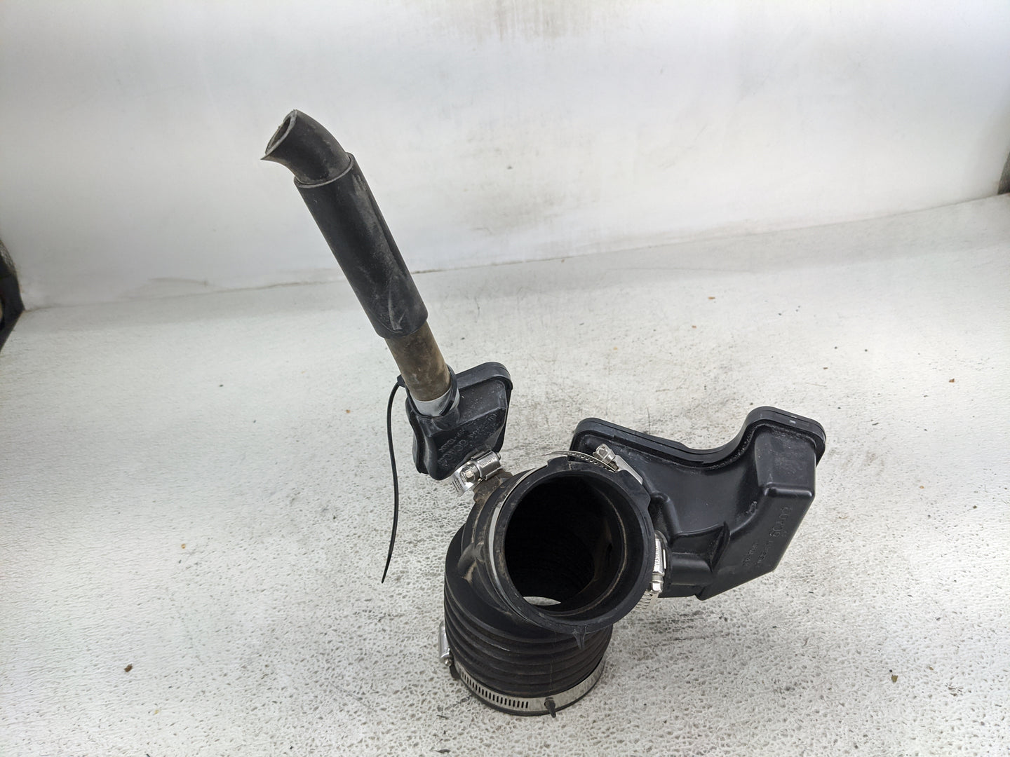 2024 Nissan Altima Air Cleaner Intake Duct Hose Tube - Oemusedautoparts1.com